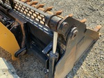Hydraulics with Multi Purpose Bucket Cylinders