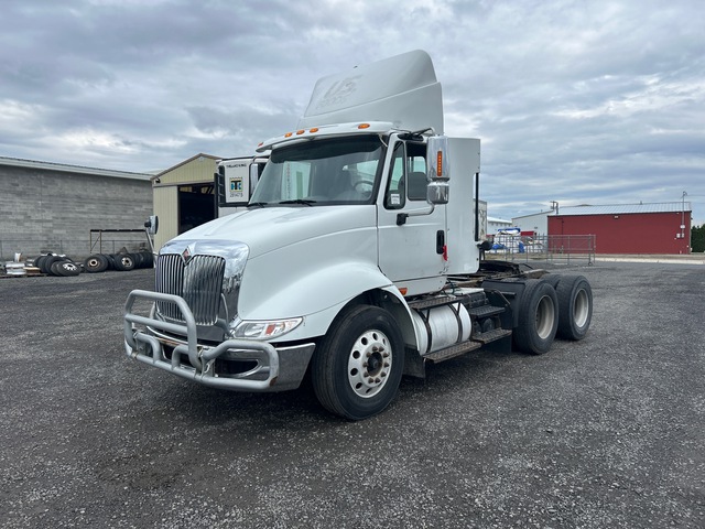 2007 International 8000 6x4 T/A Day Cab Truck Tractor