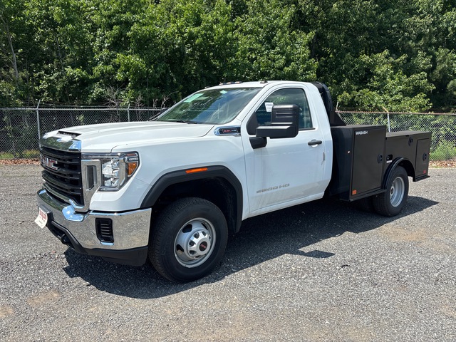 2023 GMC 3500HD 4x4 Utility Truck