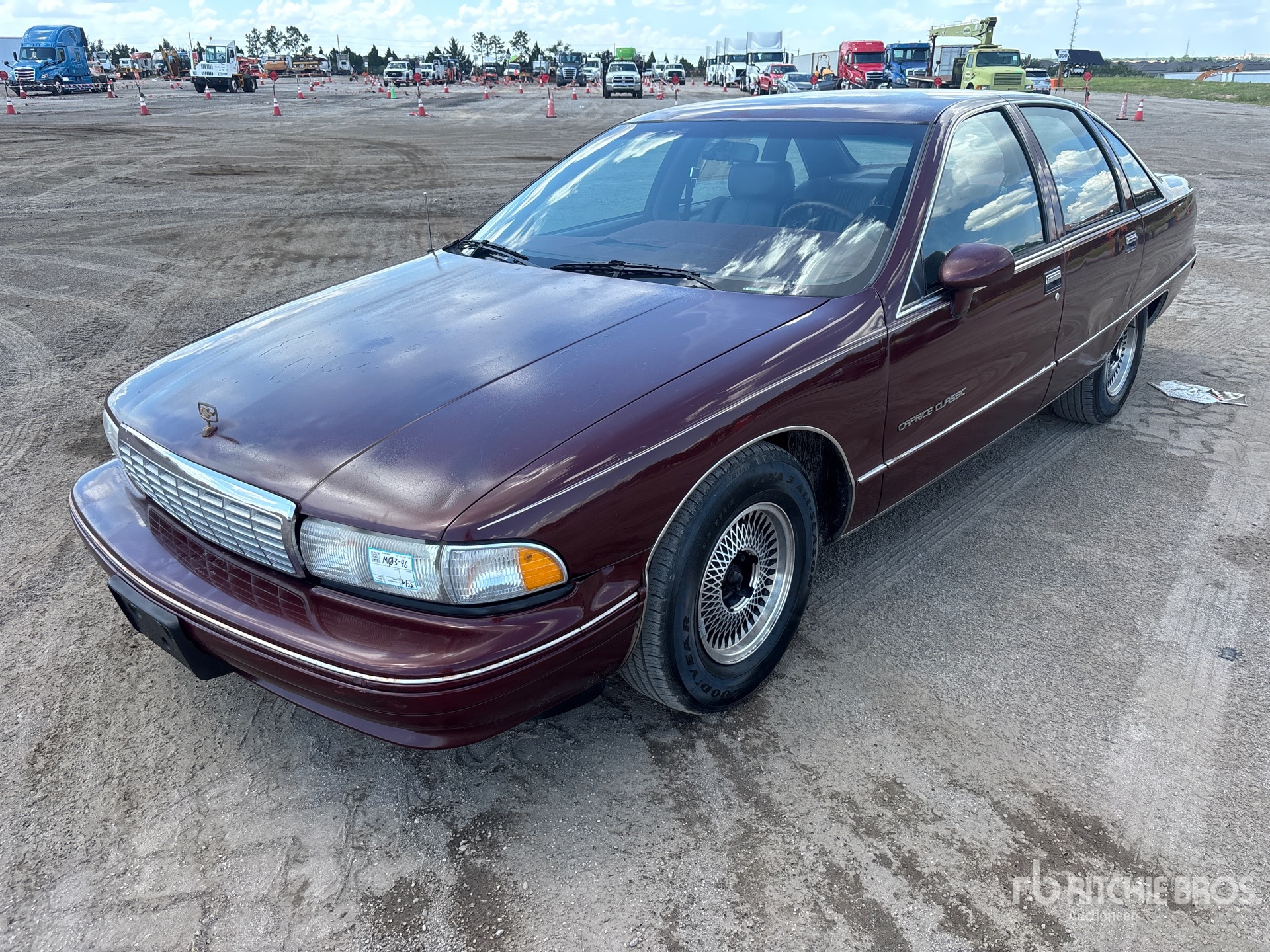General Appearance with Picture, Left Front Corner