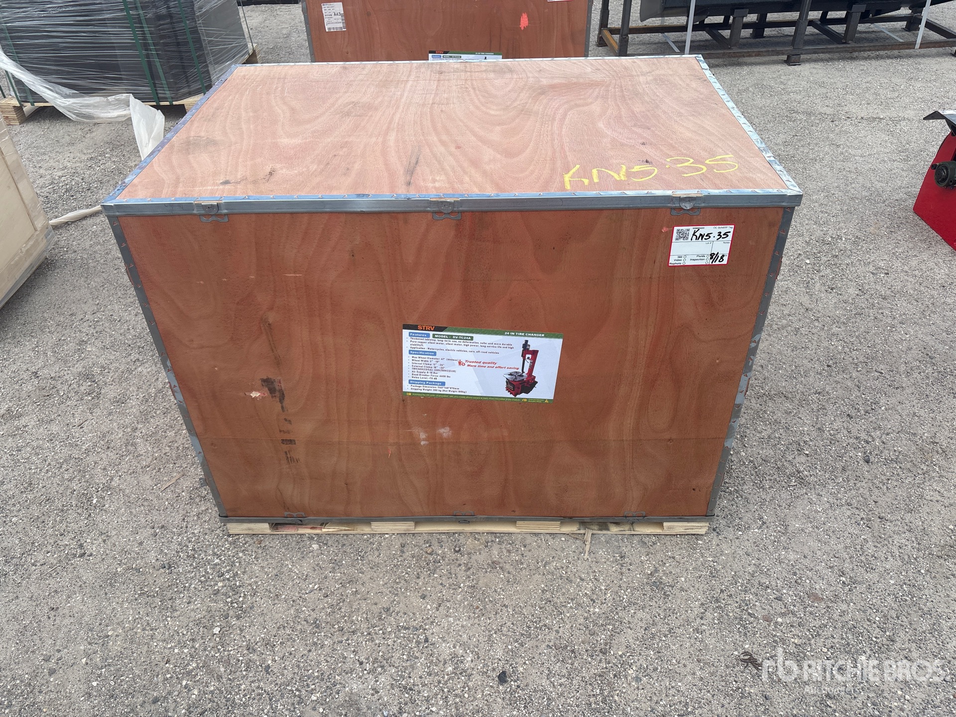 General Appearance with Picture, Right Rear Corner