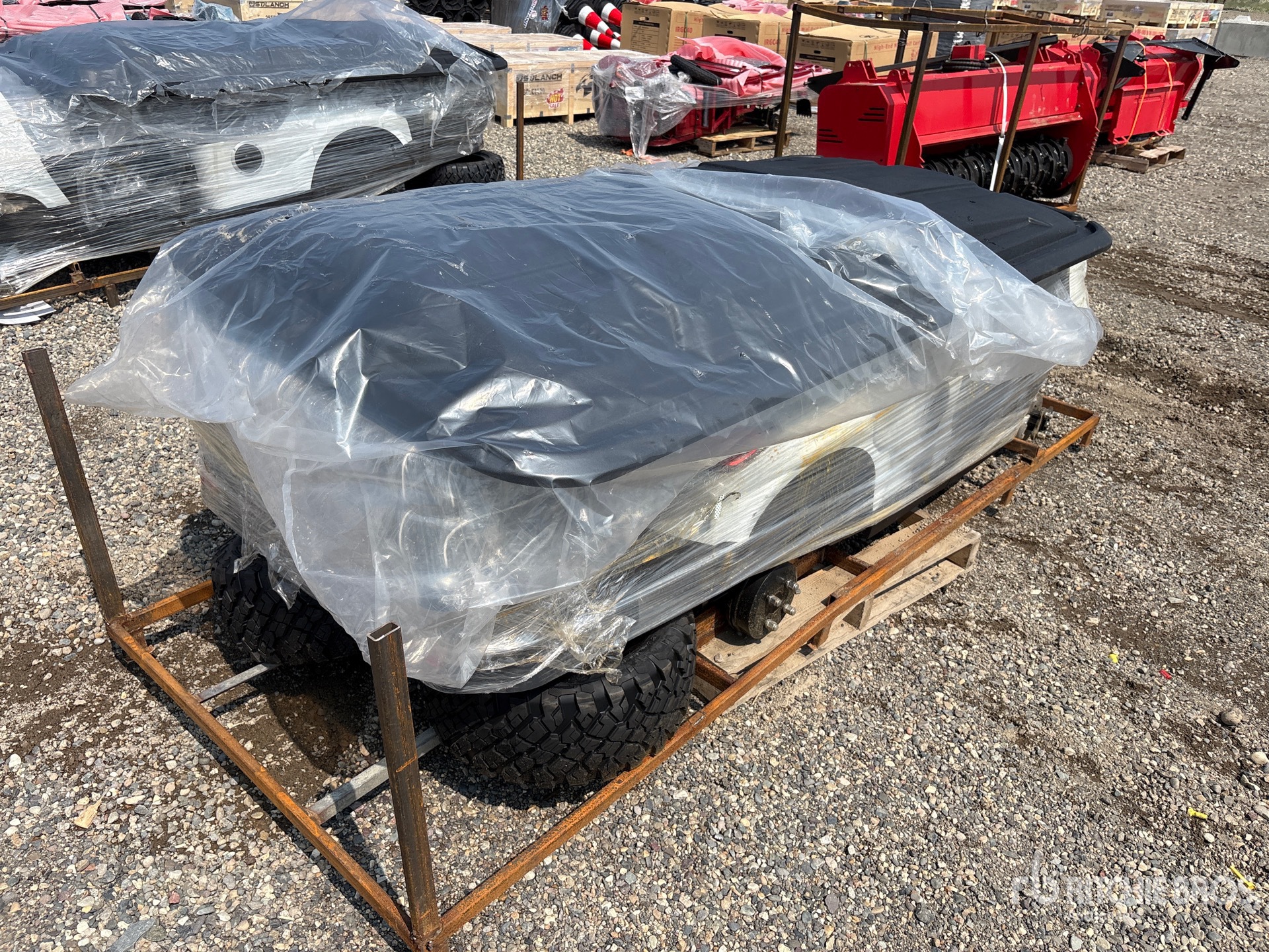General Appearance with Picture, Right Rear Corner
