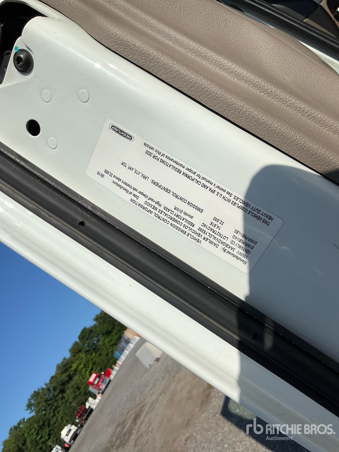2020 Freightliner CASCADIA 125