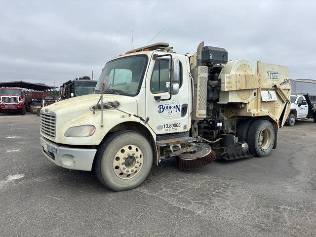 Tymco 600 on 2014 Freightliner 600 Sweeper Truck