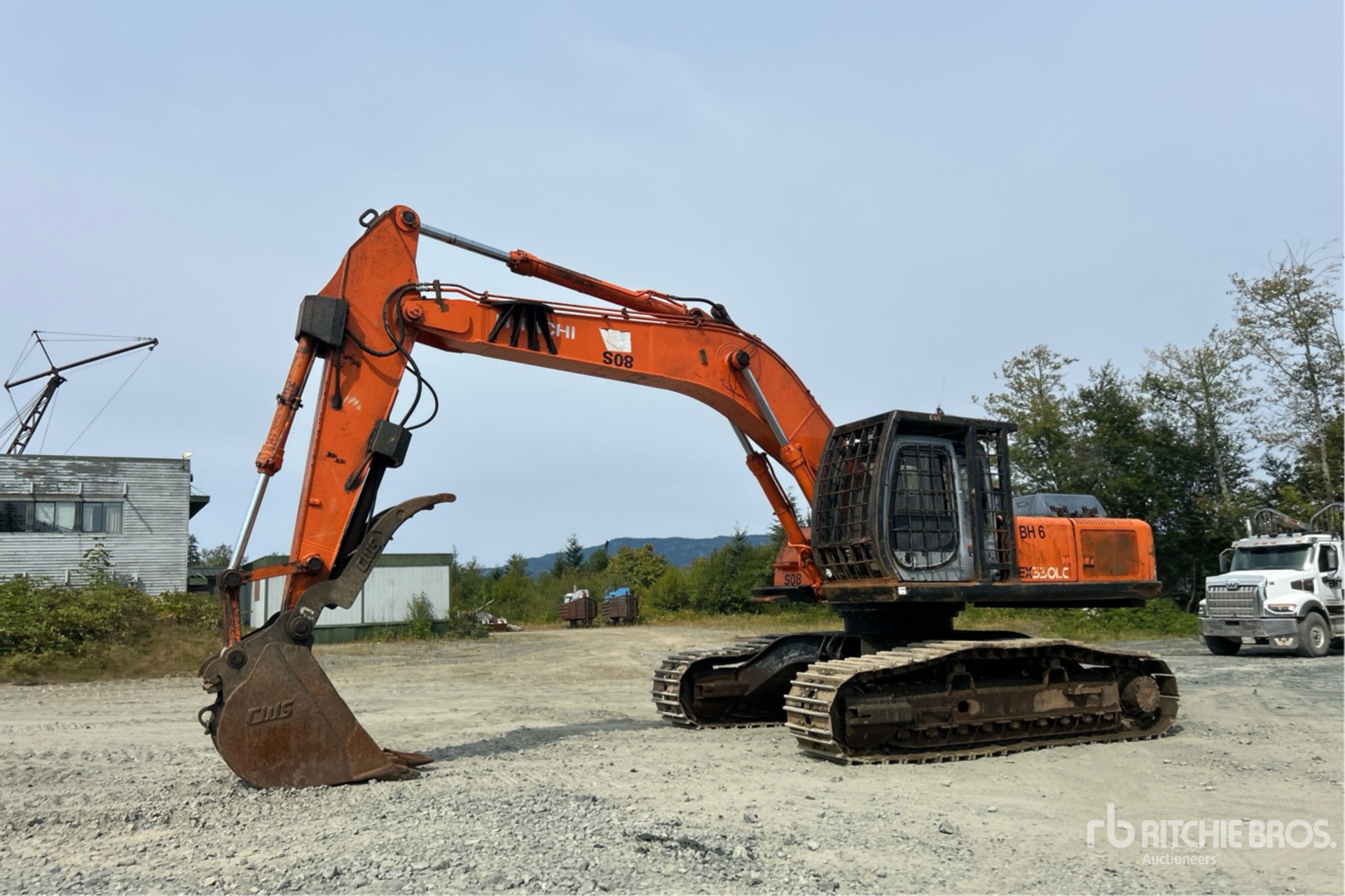 2000 Hitachi EX330-5 LC
