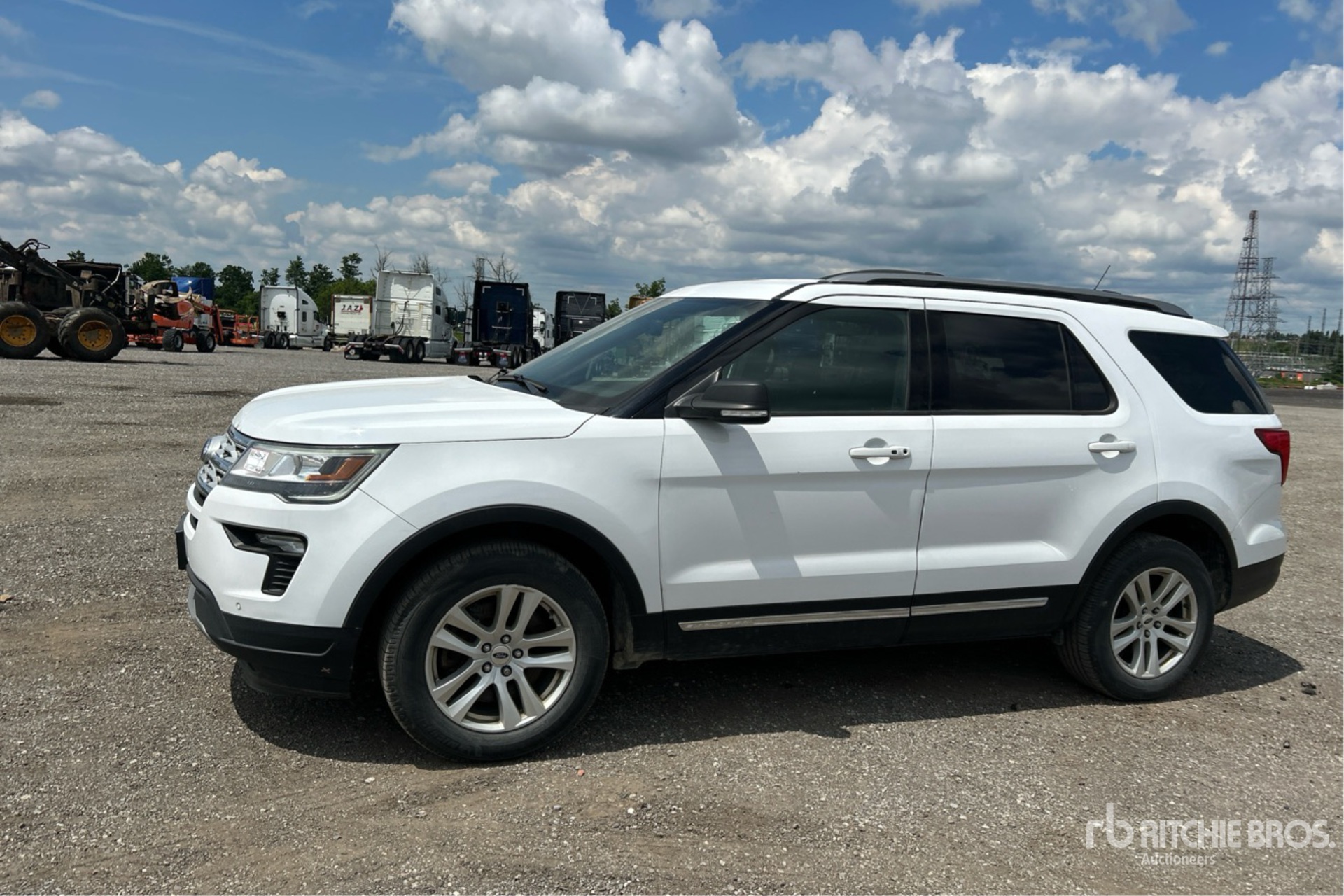 General Appearance with Picture, Left Front Corner