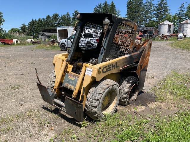 Gehl Skid Steer Loader (Inoperable)