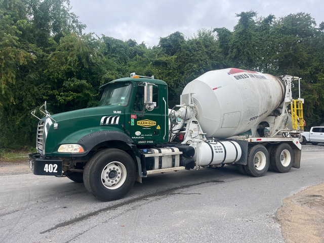 2012 Mack GU813 6x4 Mixer Truck