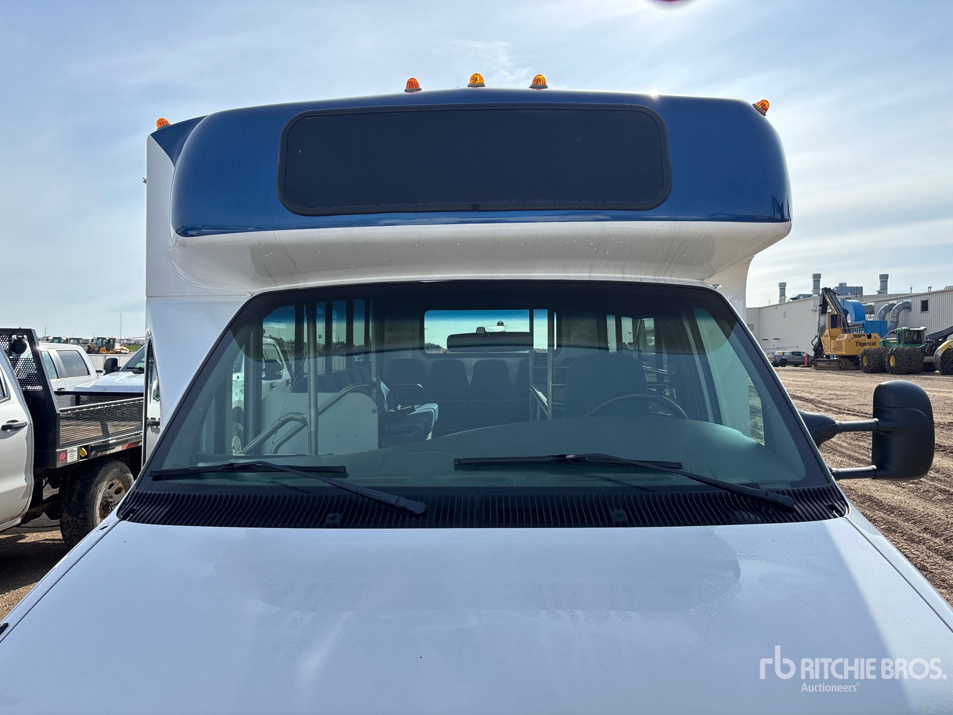 2003 Ford E-450 ECONOLINE