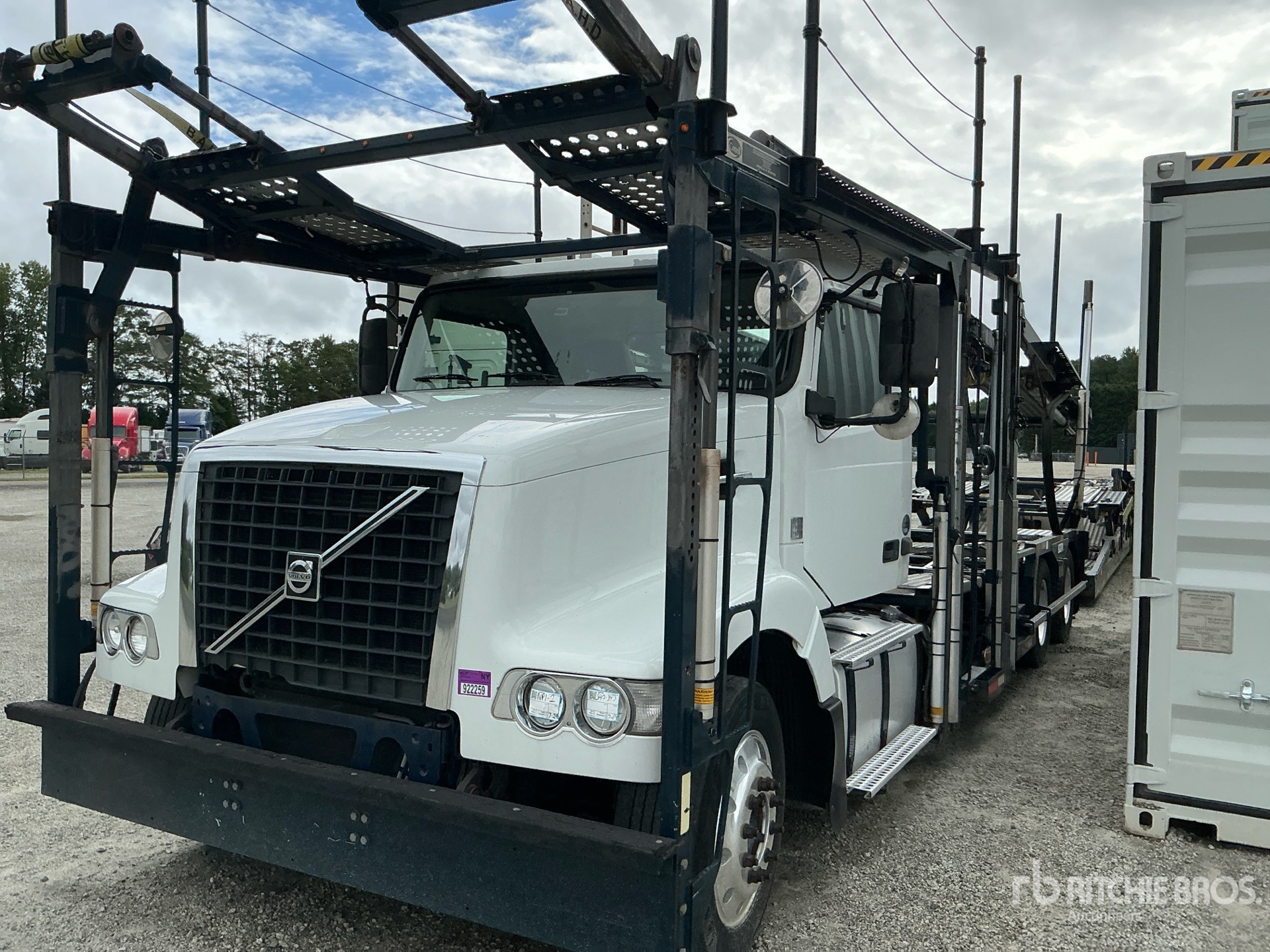 2015 Volvo VAH