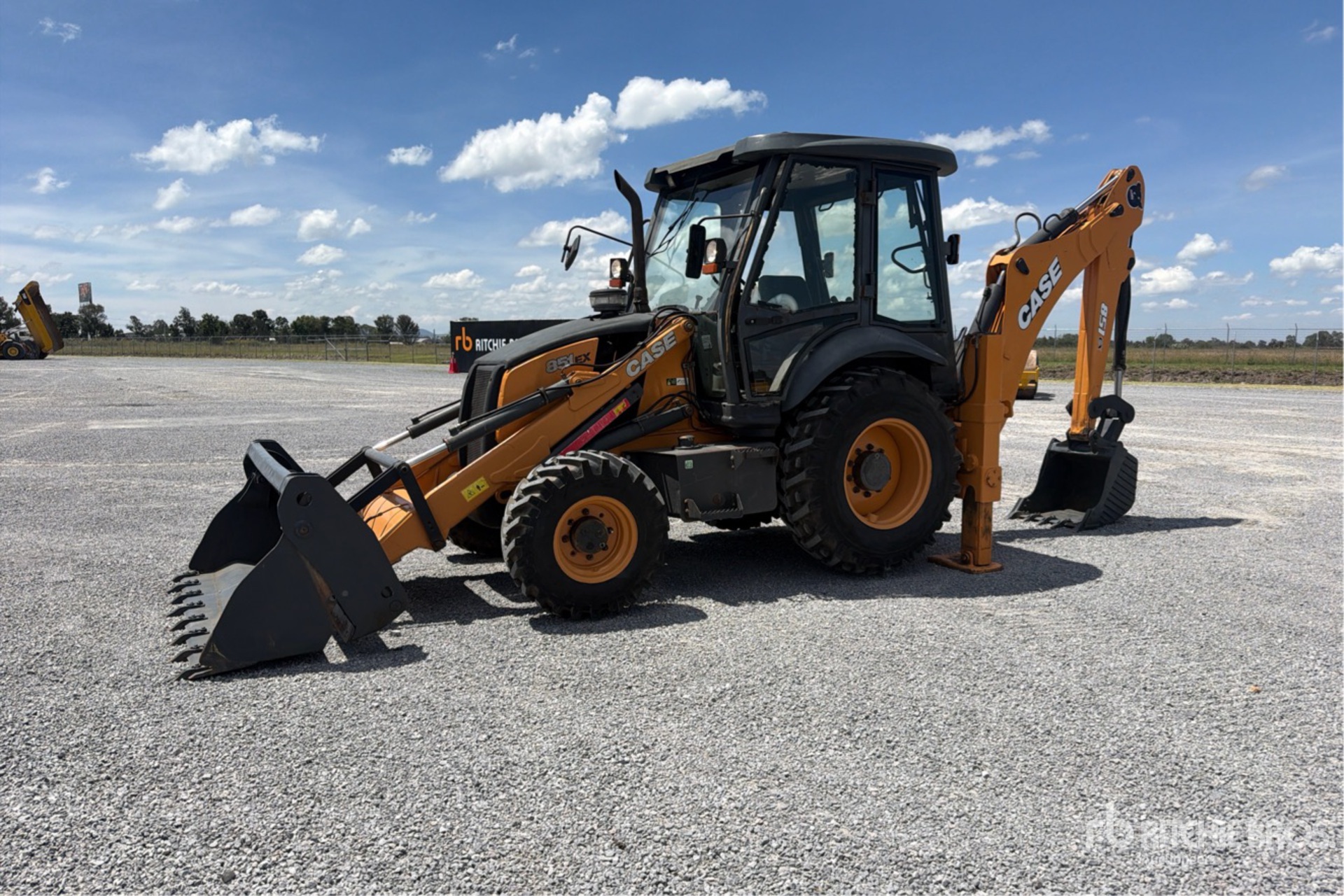 2017 Case 851EX-SS