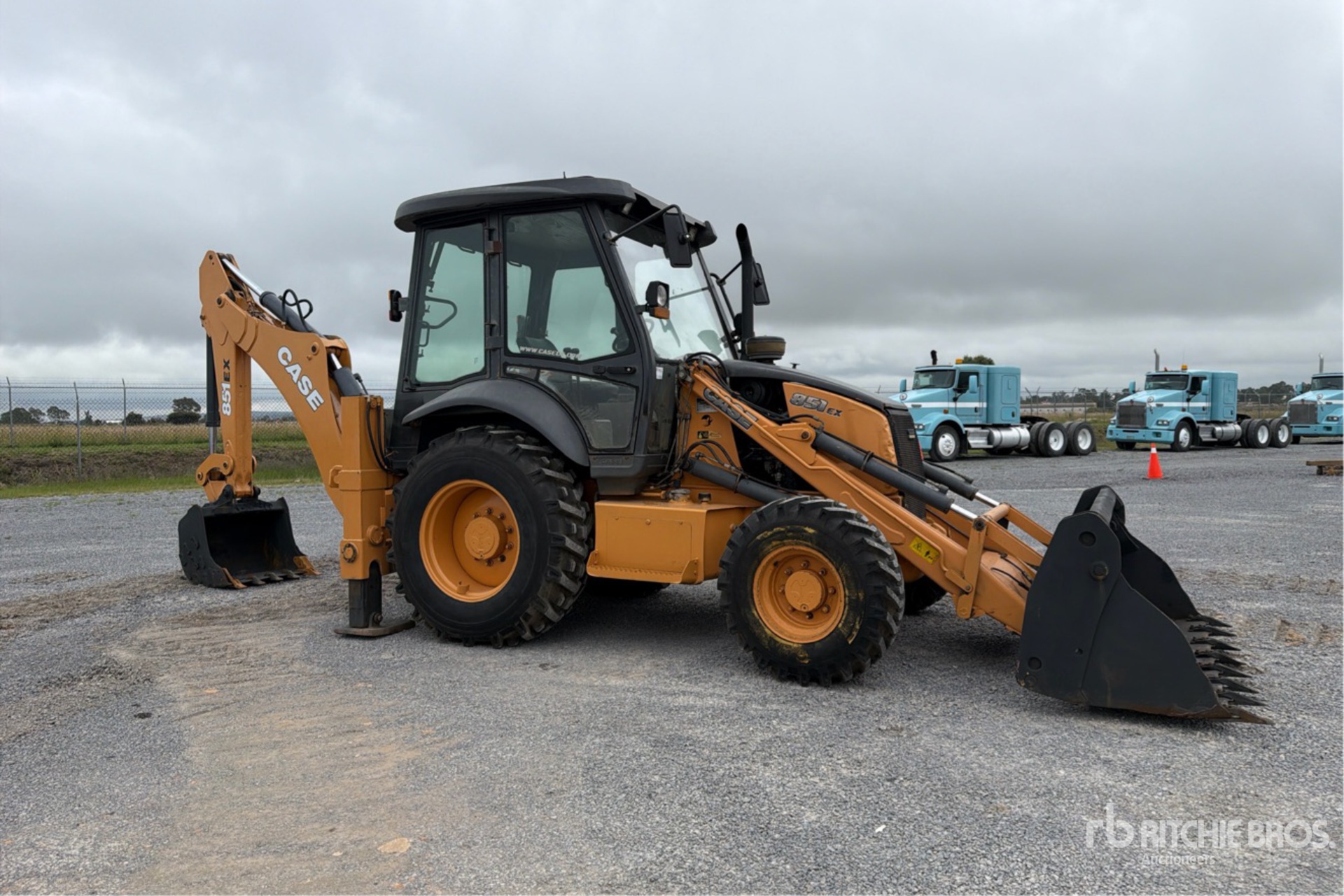 2016 Case 851EX-SS