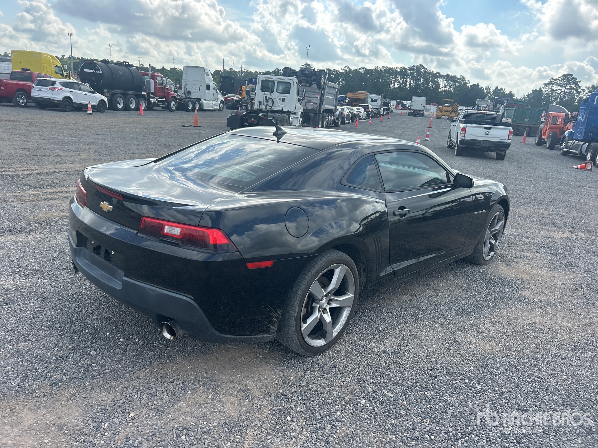 General Appearance with Picture, Right Rear Corner