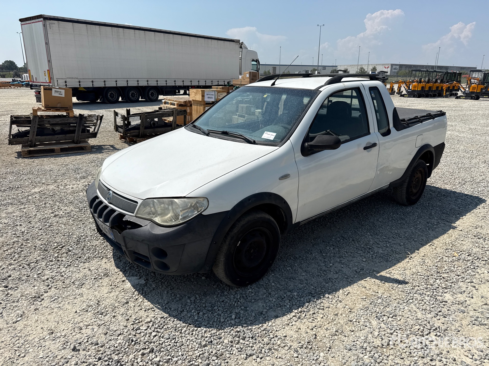 General Appearance with Picture, Left Front Corner