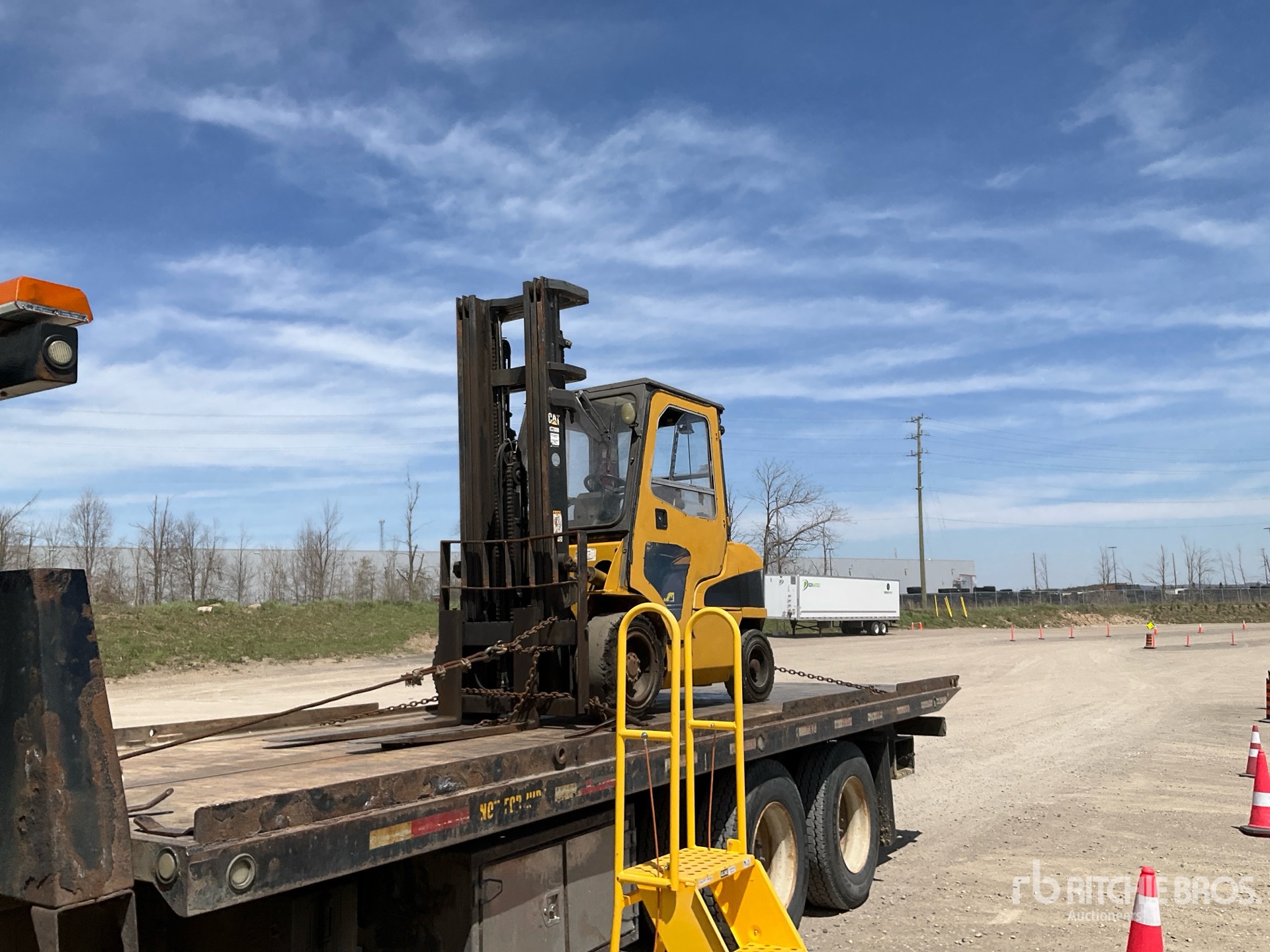 Photo of a 2006 Caterpillar P6000