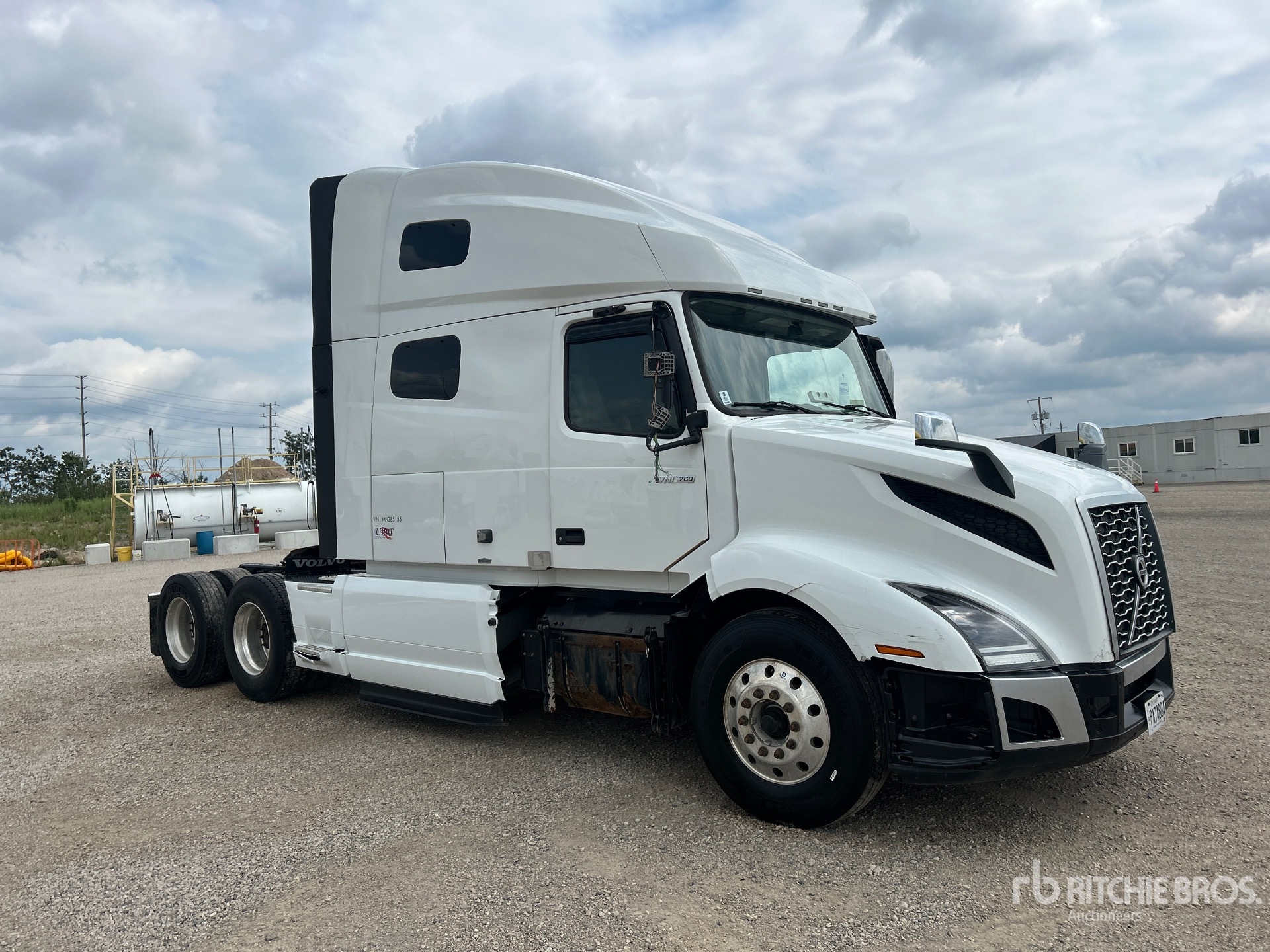 2021 Volvo VNL760