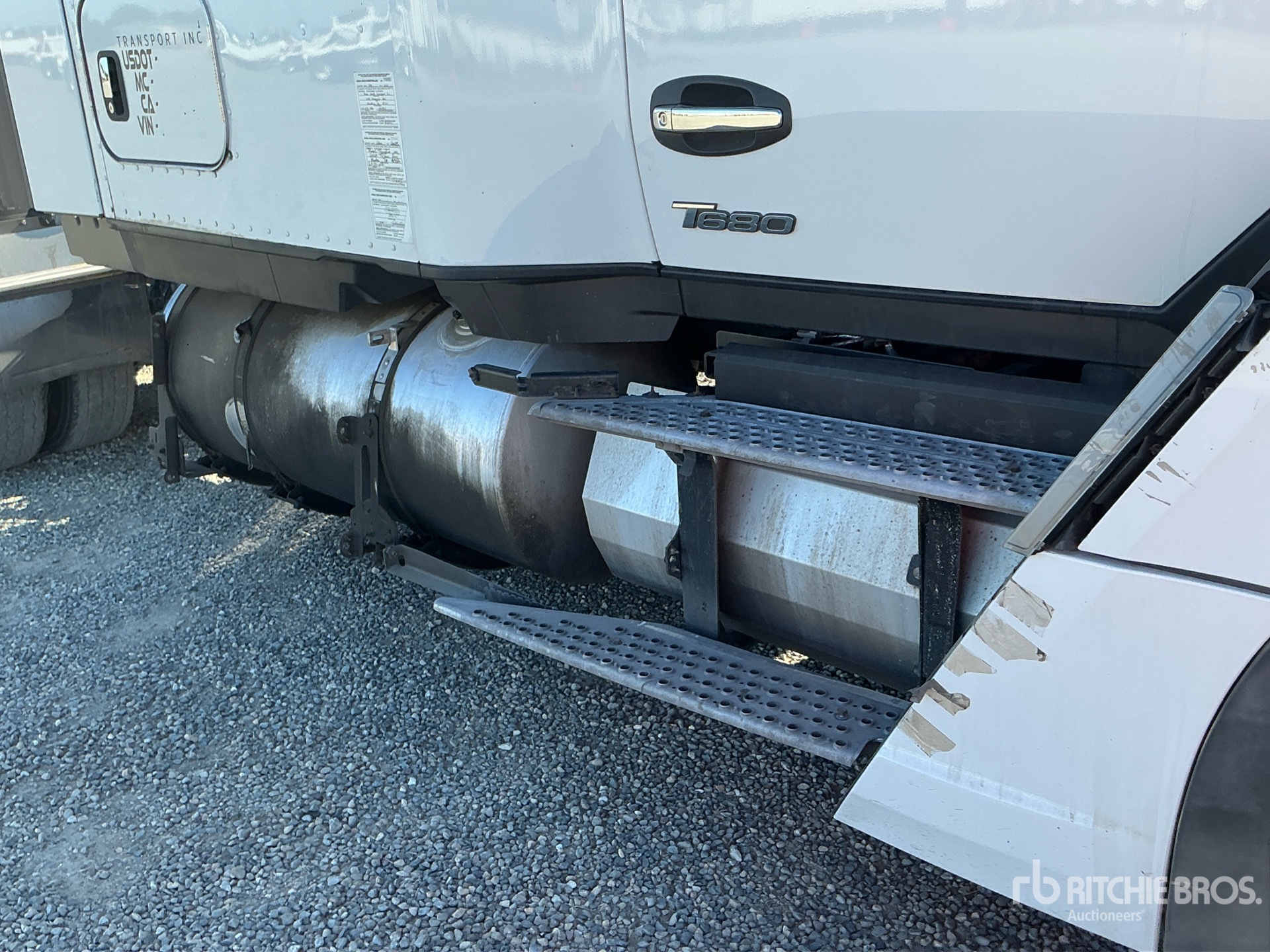 2024 Kenworth T680