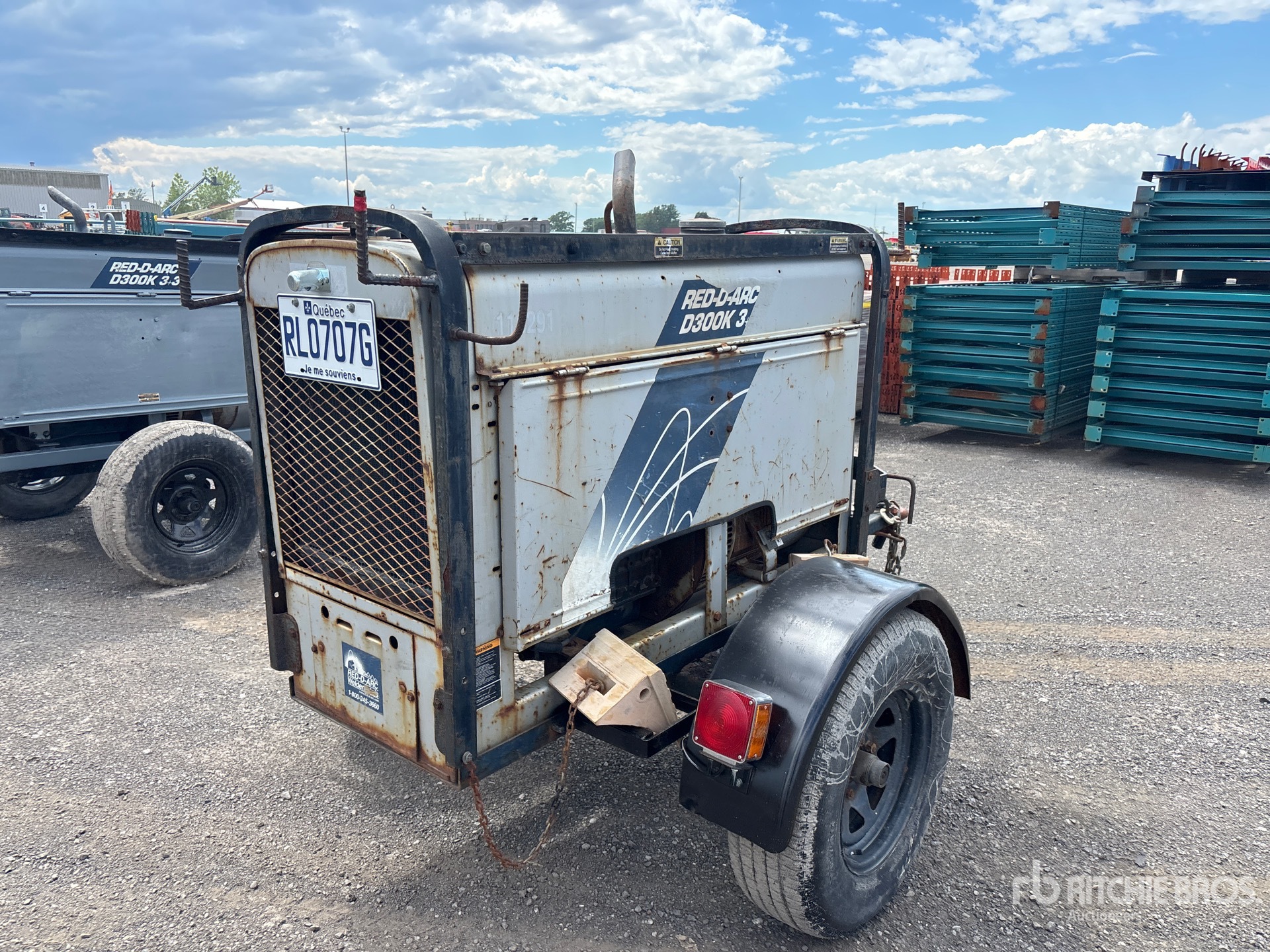 General Appearance with Picture, Right Rear Corner