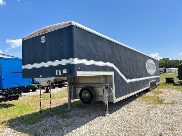 2002 Wells Cargo 39 ft Tri/A Gooseneck Enclosed Trailer