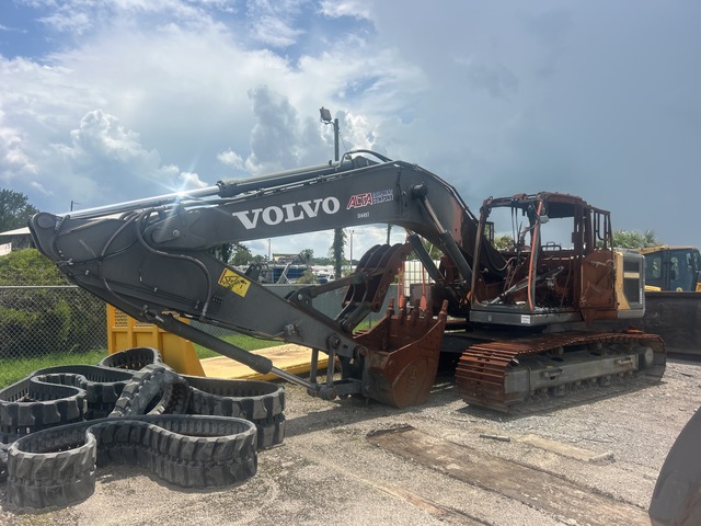 2021 Volvo EC200EL Tracked Excavator