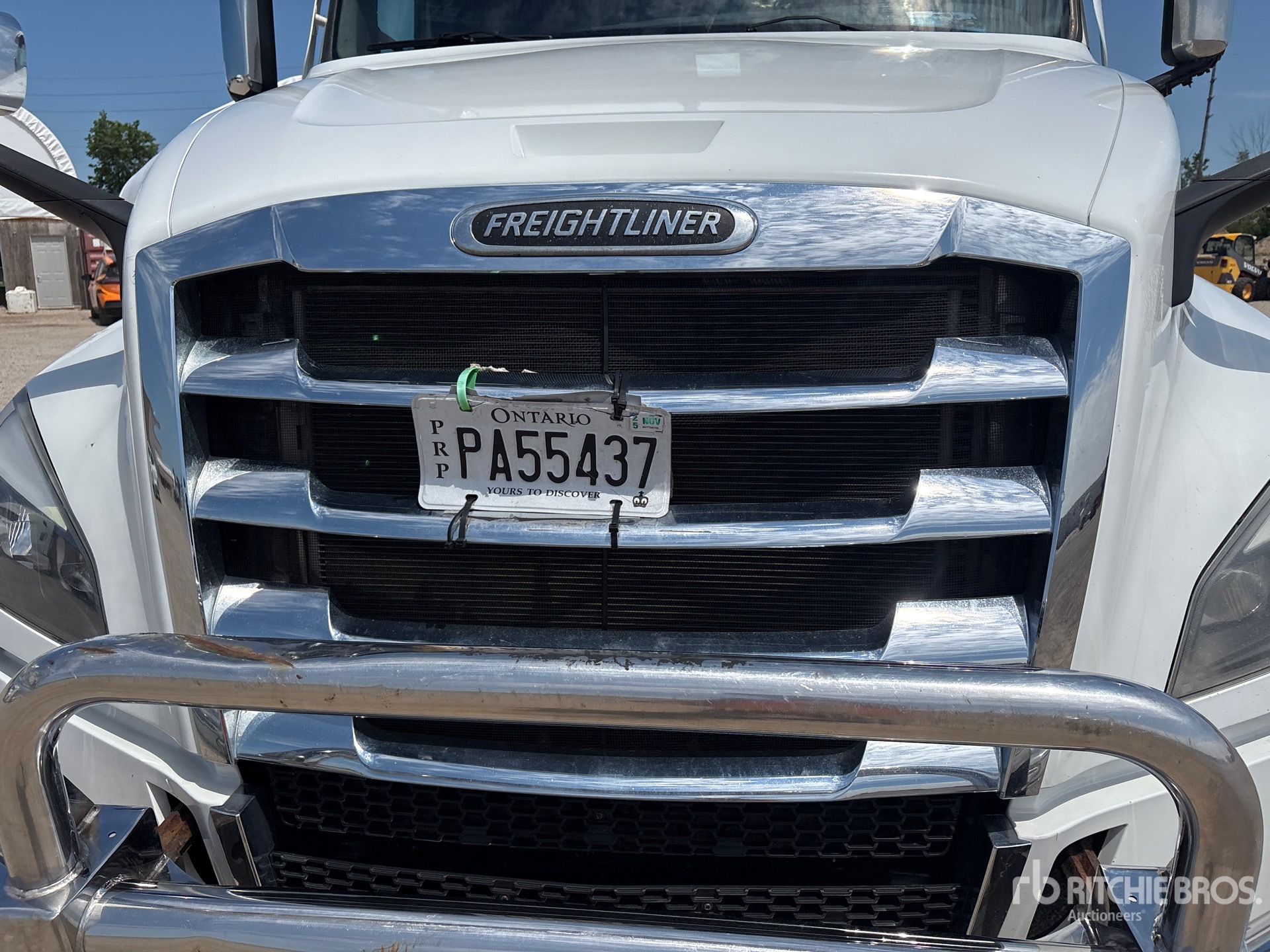2022 Freightliner CASCADIA 126