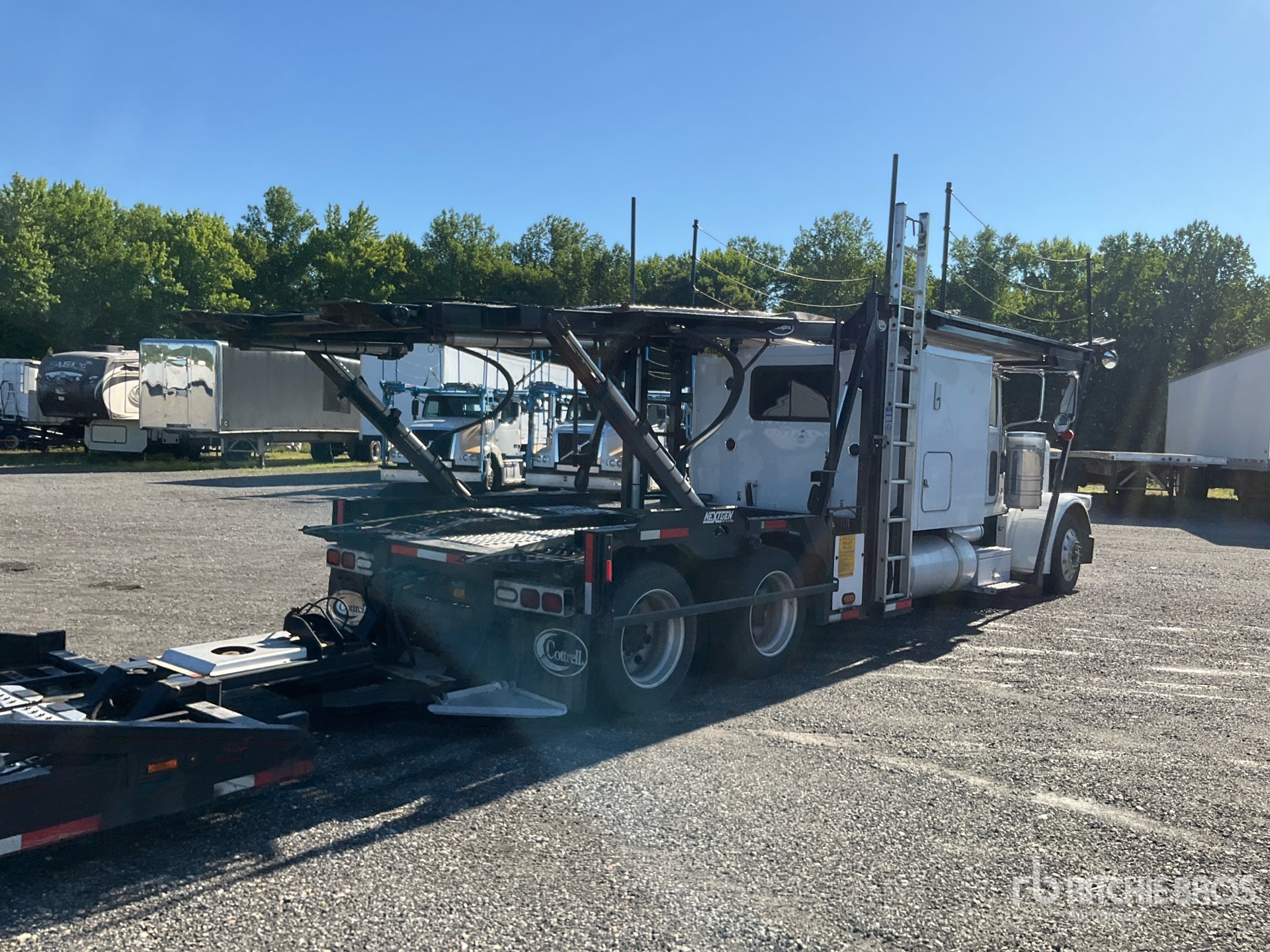 2017 Peterbilt 389