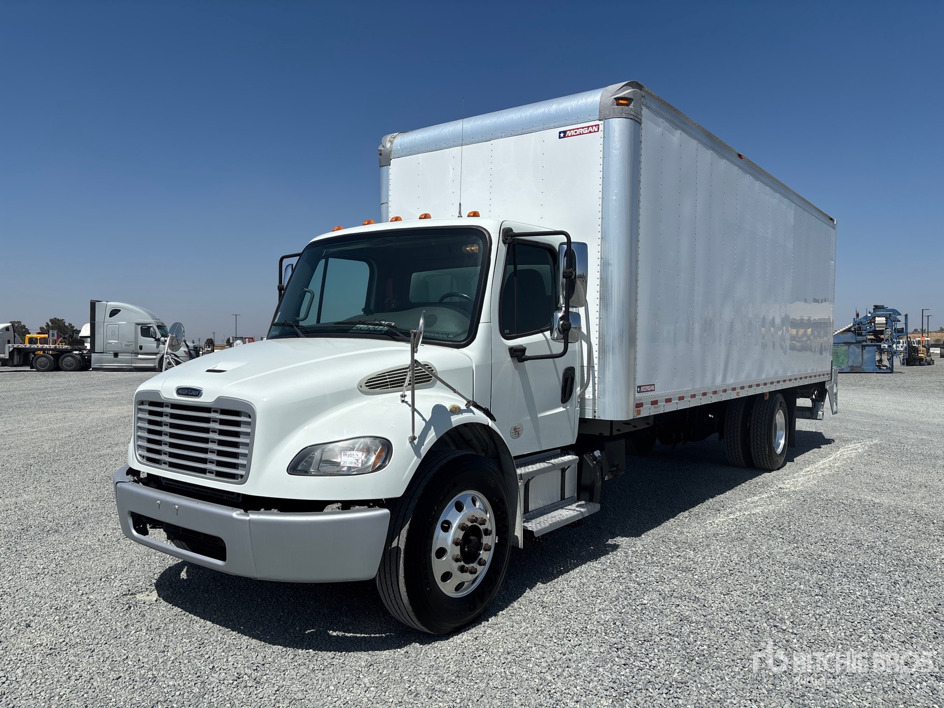 2019 Freightliner M2 106