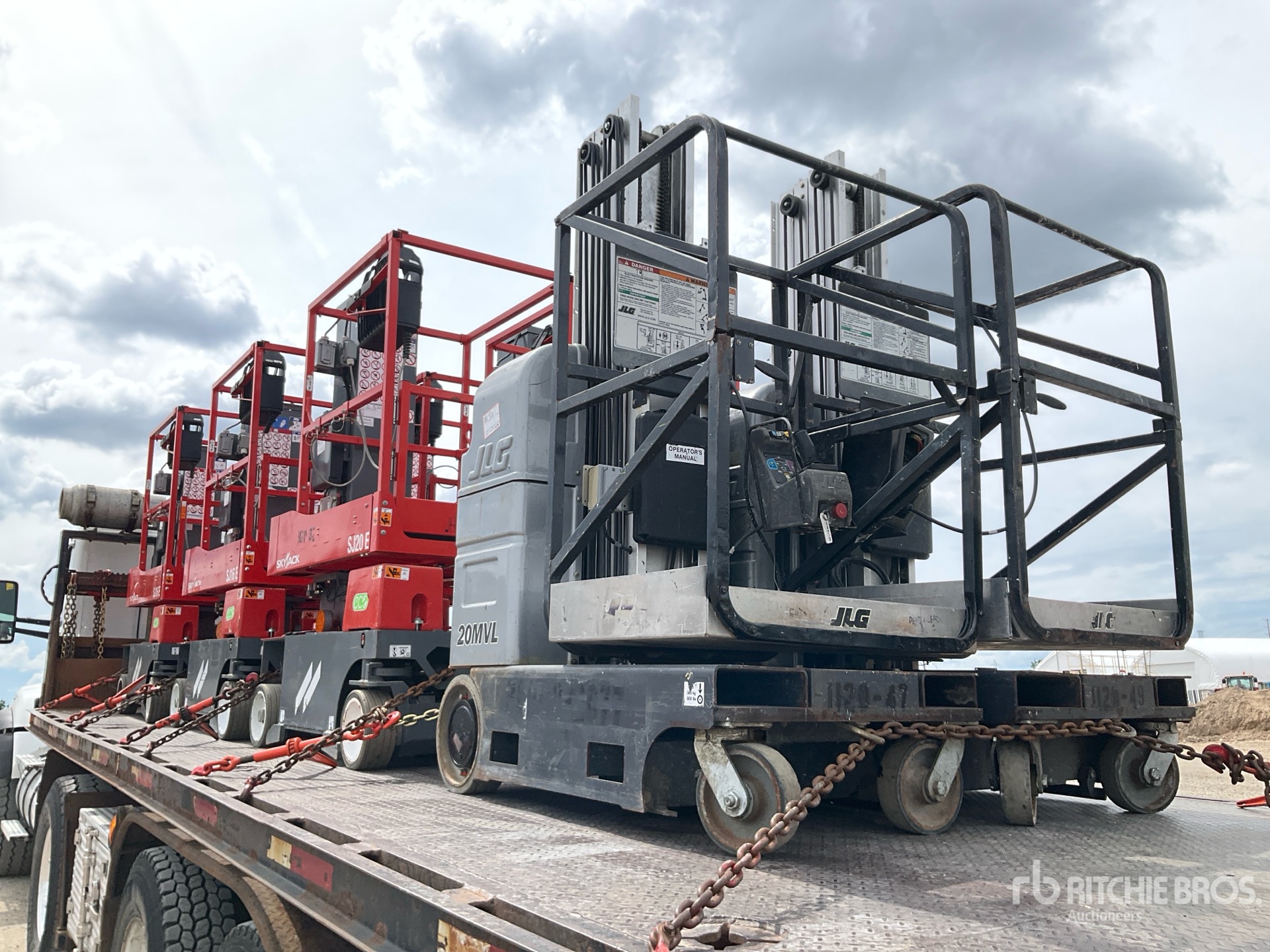 Photo of a 2016 JLG 20MVL