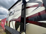 Exterior with Slide External Seals