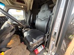Cab with Seats/armrests