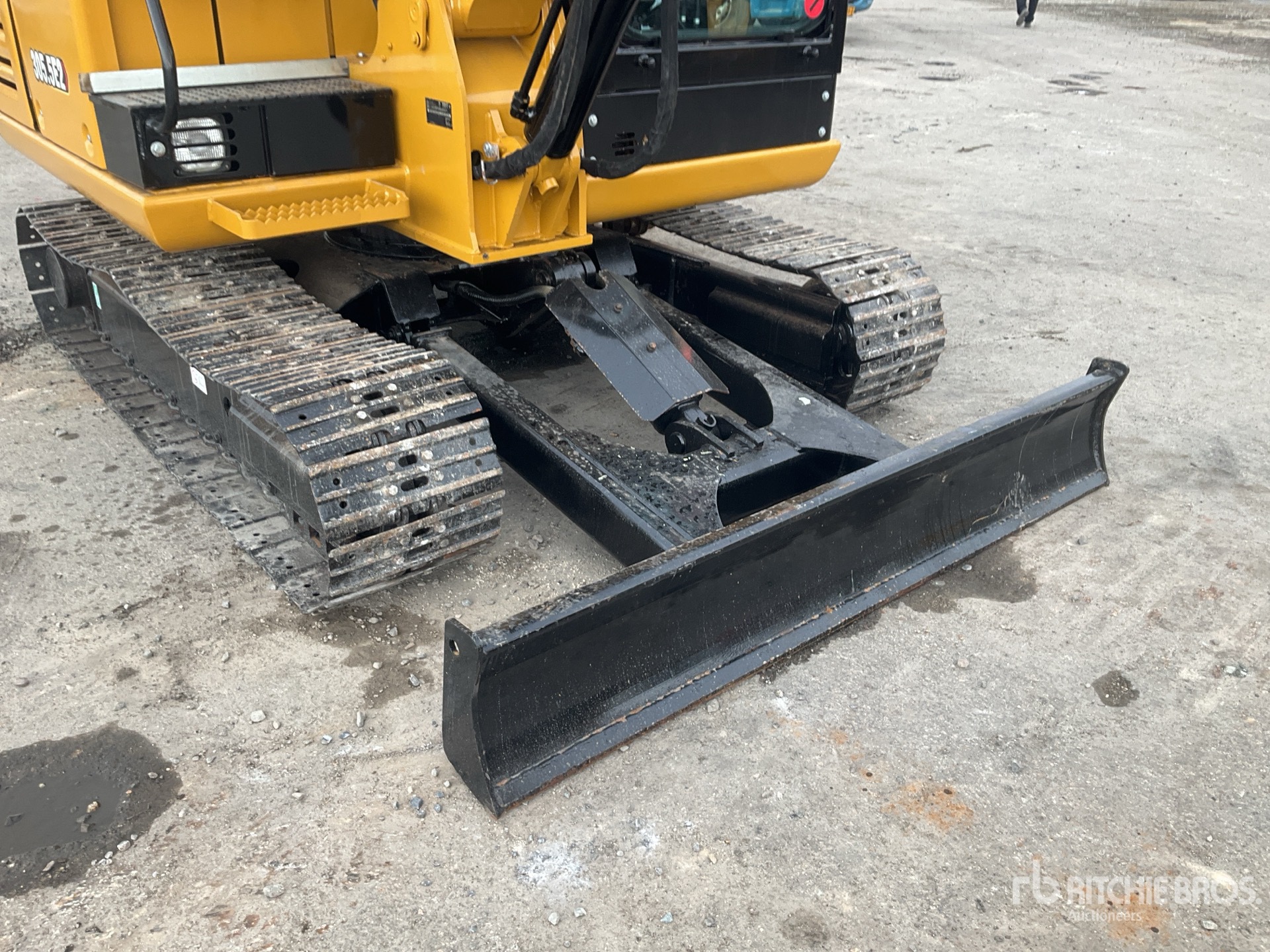 2016 Caterpillar 305.5E2