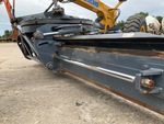 Hydraulics with Blade Side Shift Cylinders