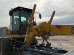 Hydraulics with Blade Lift Cylinders