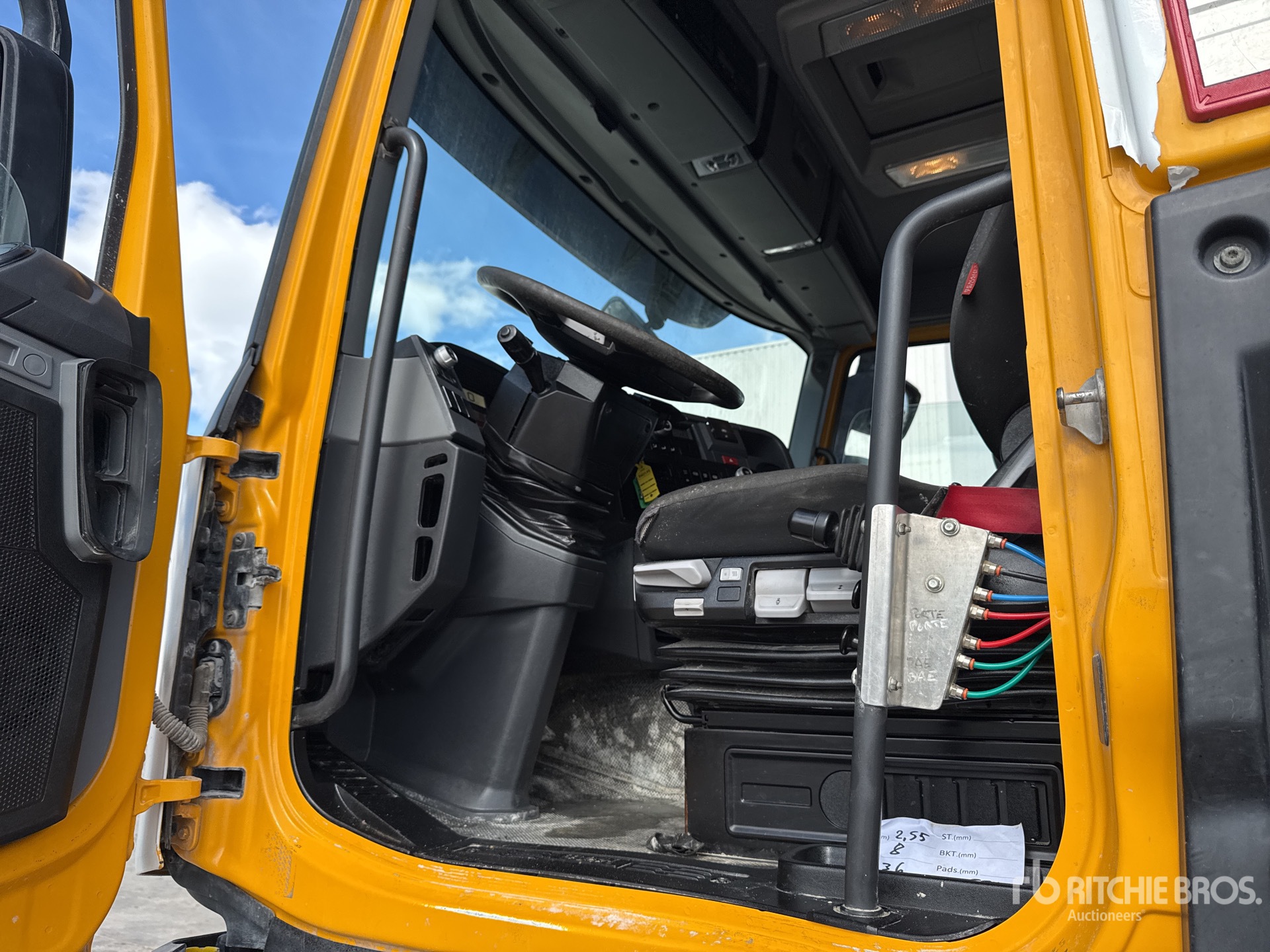 2015 Renault K440