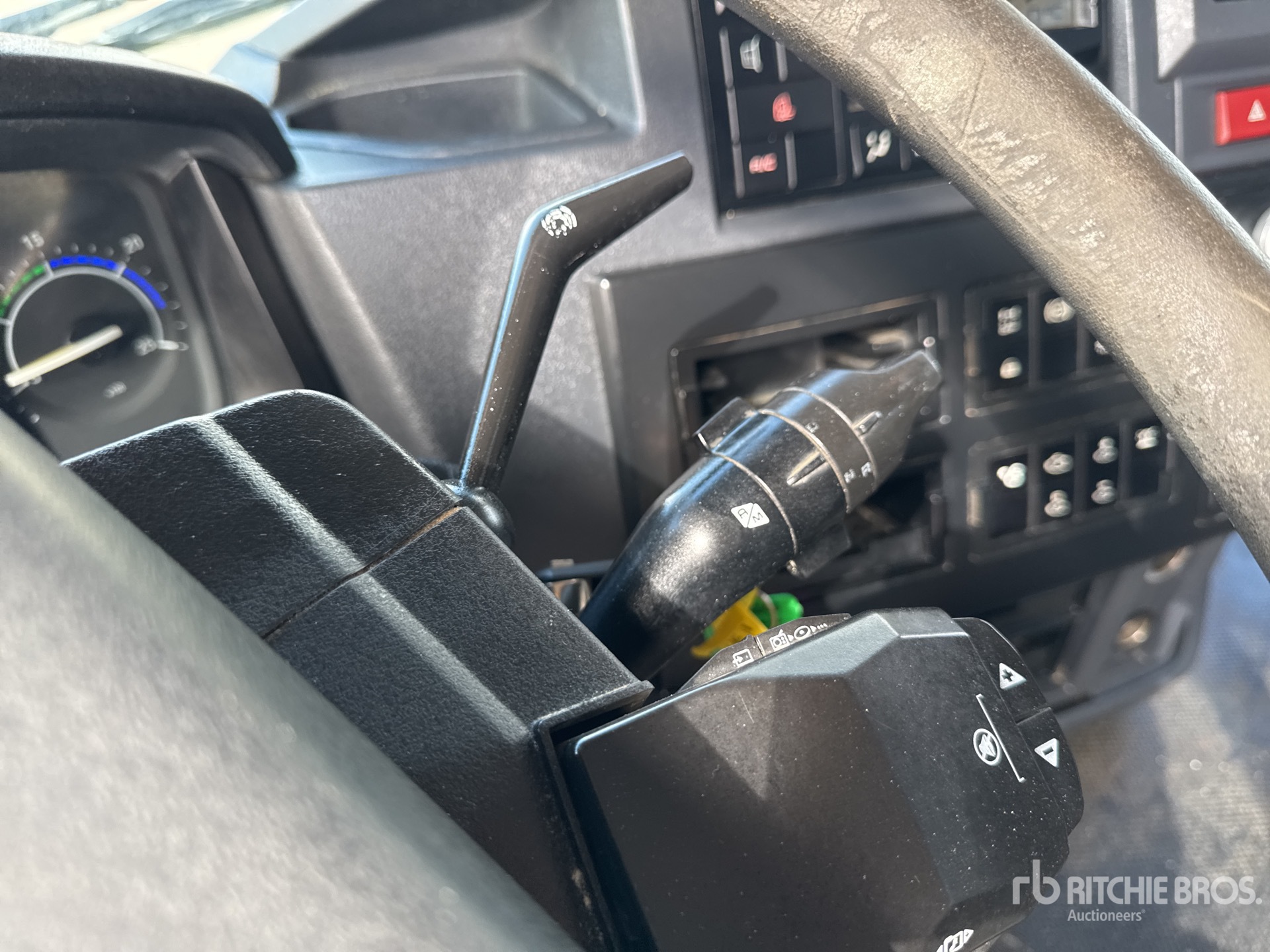 2015 Renault K440