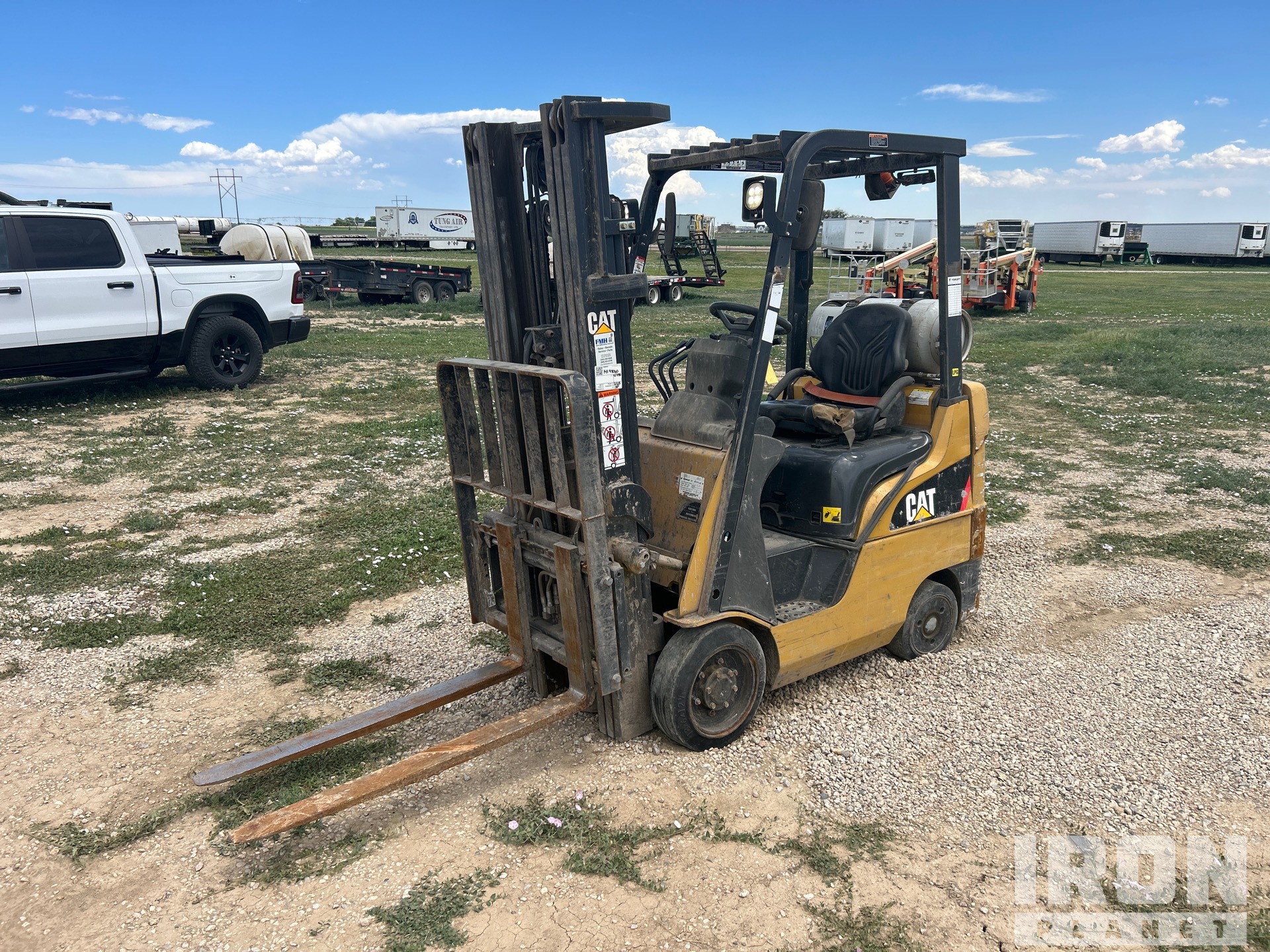 General Appearance - Lift Truck* with Imagen: esquina delantera izquierda