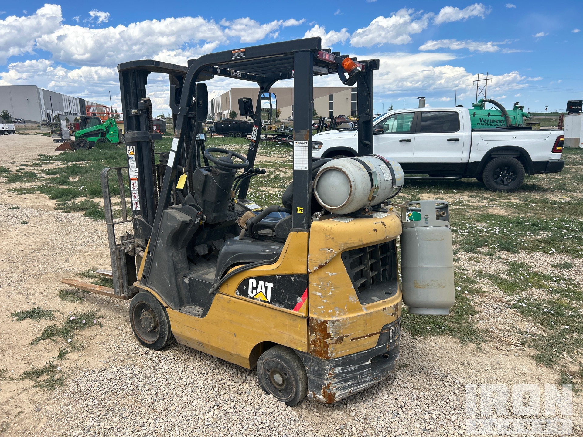 General Appearance - Lift Truck* with Imagen: esquina trasera izquierda