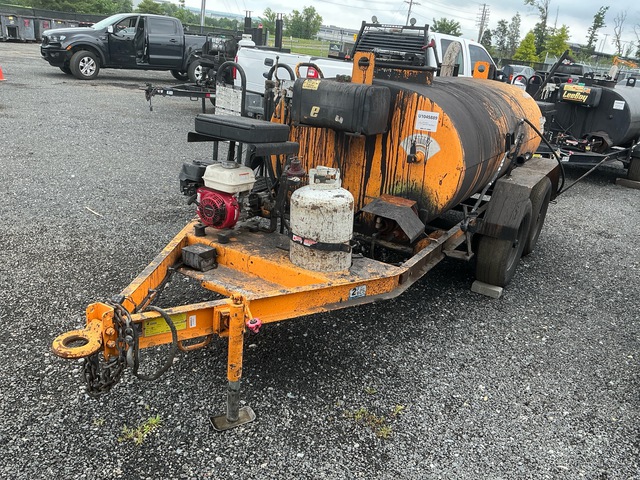 LeeBoy Asphalt Distributor Trailer LeeBoy Asphalt Distributor Trailer