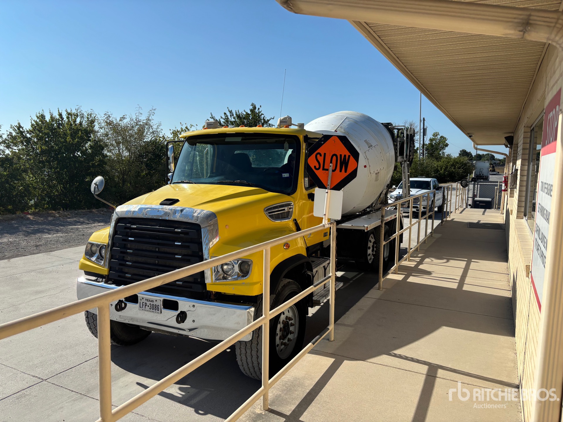 2019 Freightliner 114SD