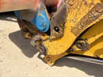 Chassis with Pins and Bushings Stick to Coupler