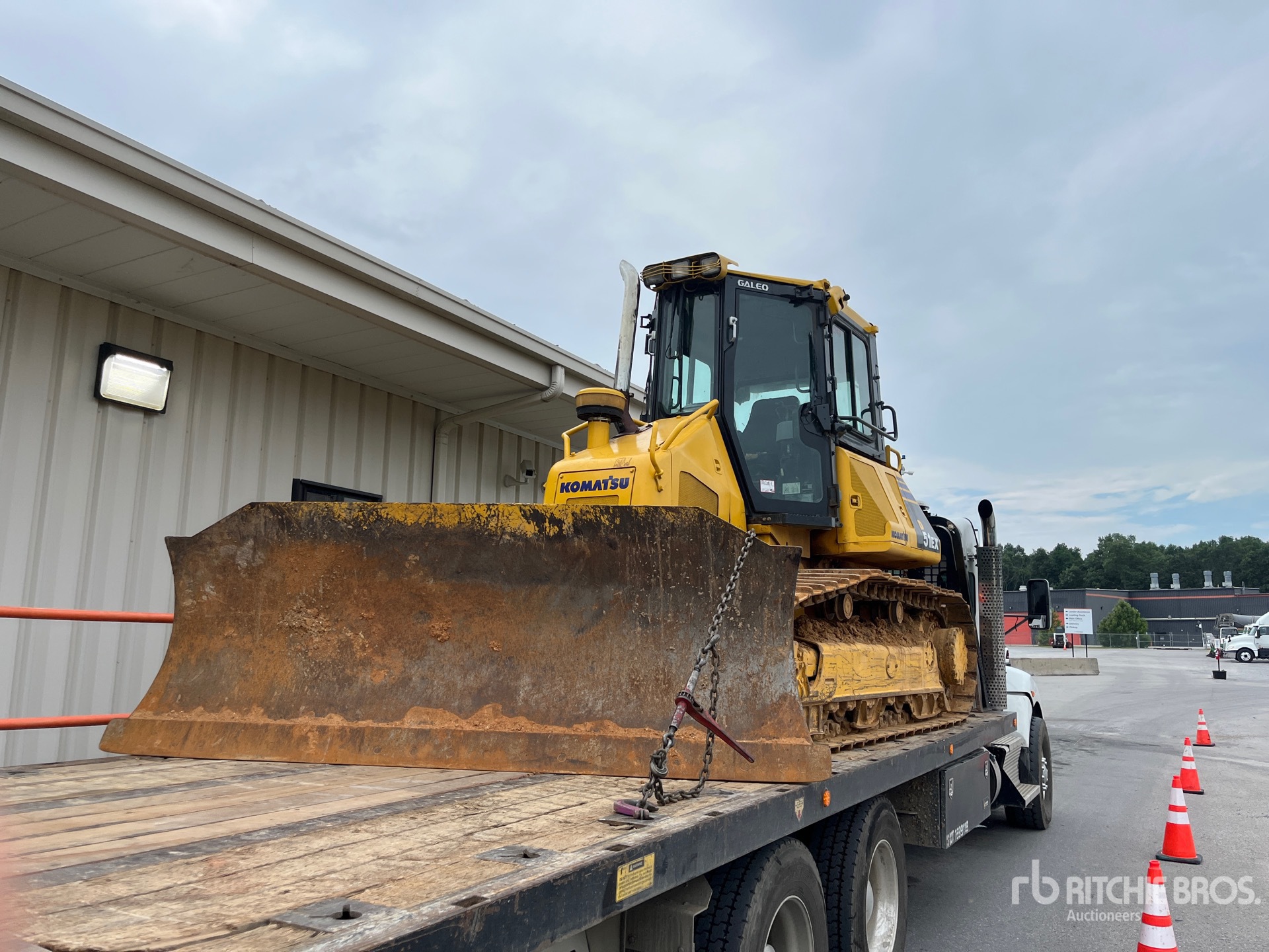 Photo of a 2007 Komatsu D51EX-22