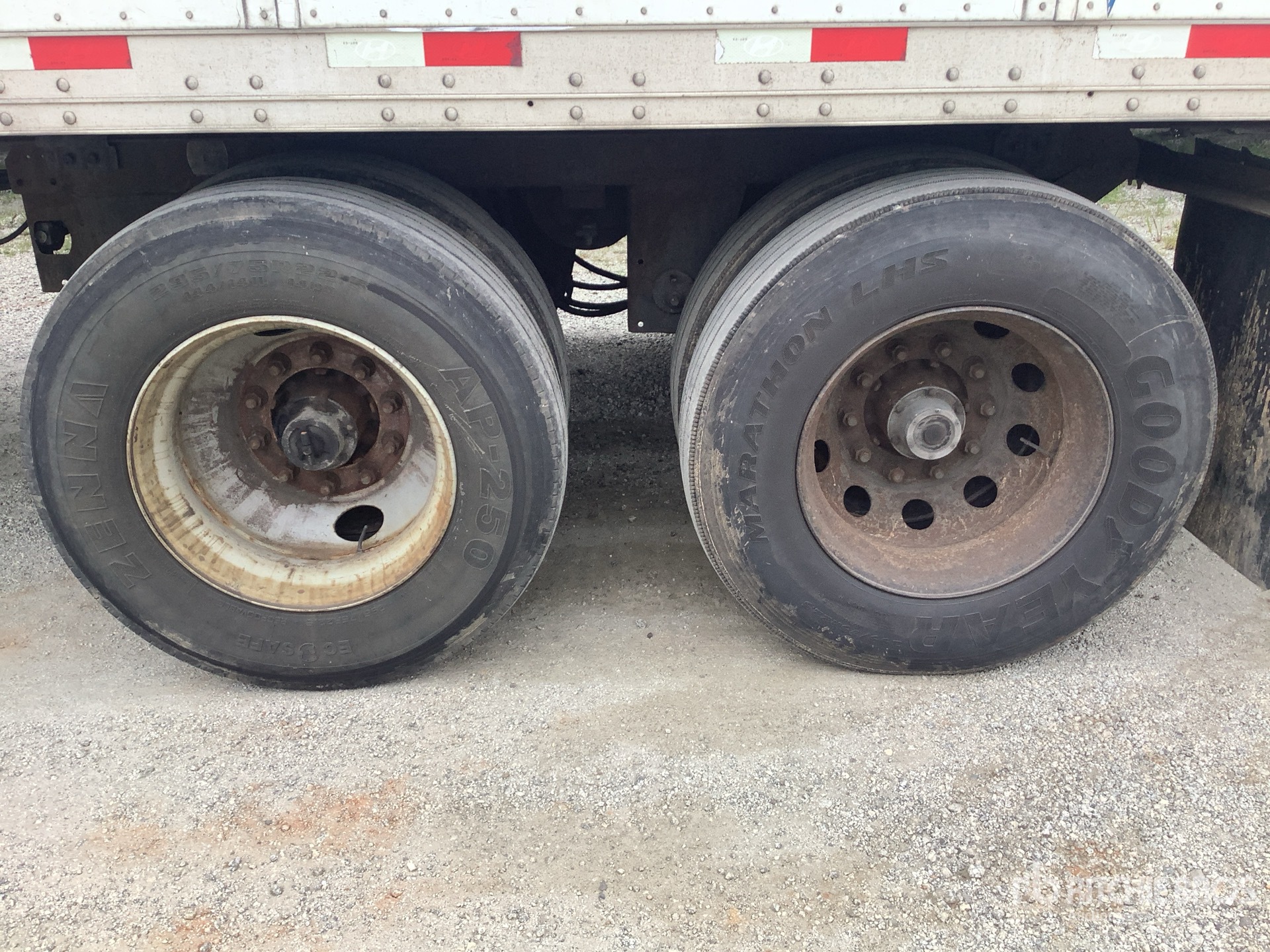 2017 Hyundai VC2530152-AJS
