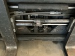 Hydraulique with Vérin de positionnement des fourches (sur le chariot des fourches)