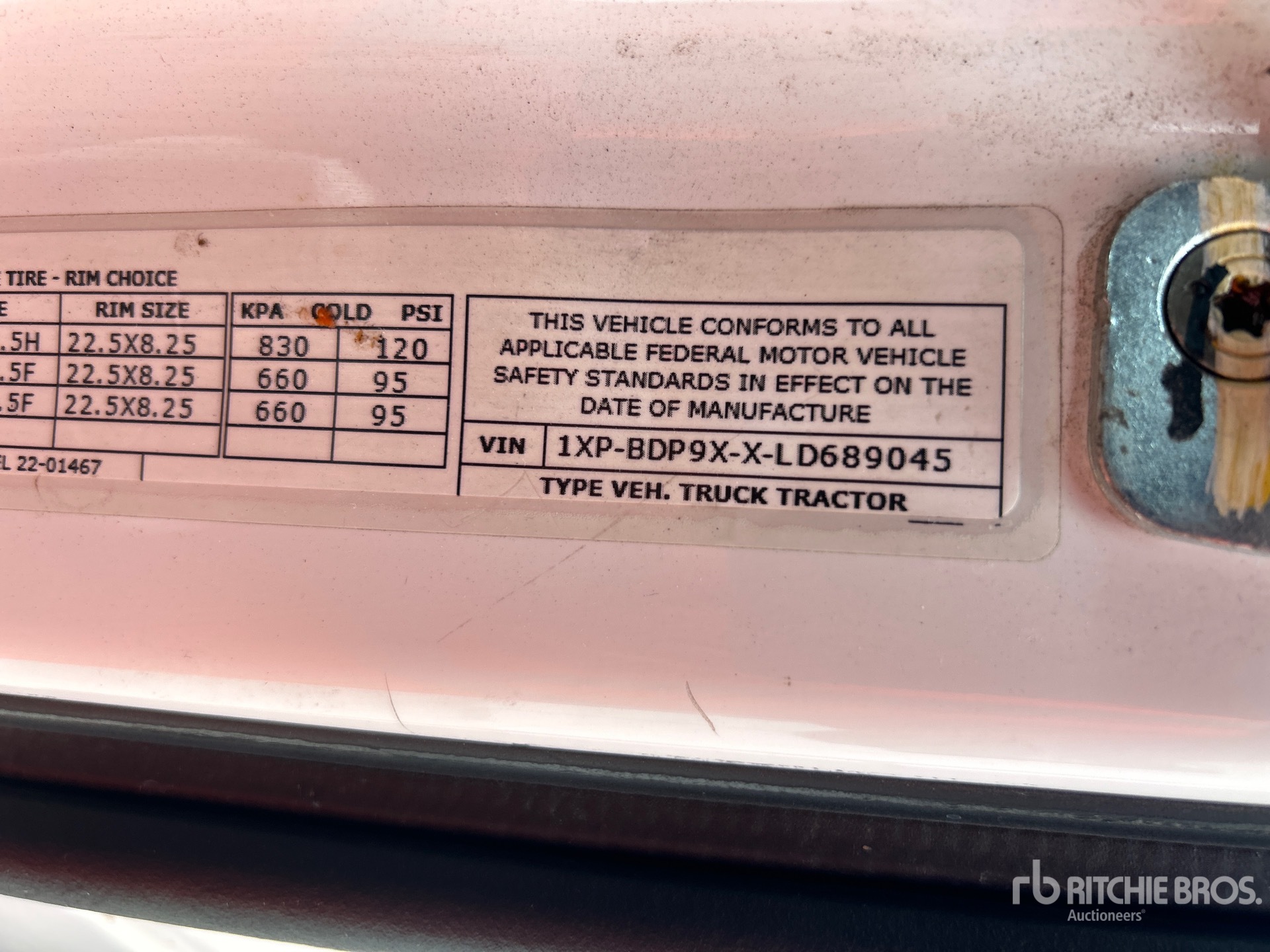 Photo of a 2020 Peterbilt 579
