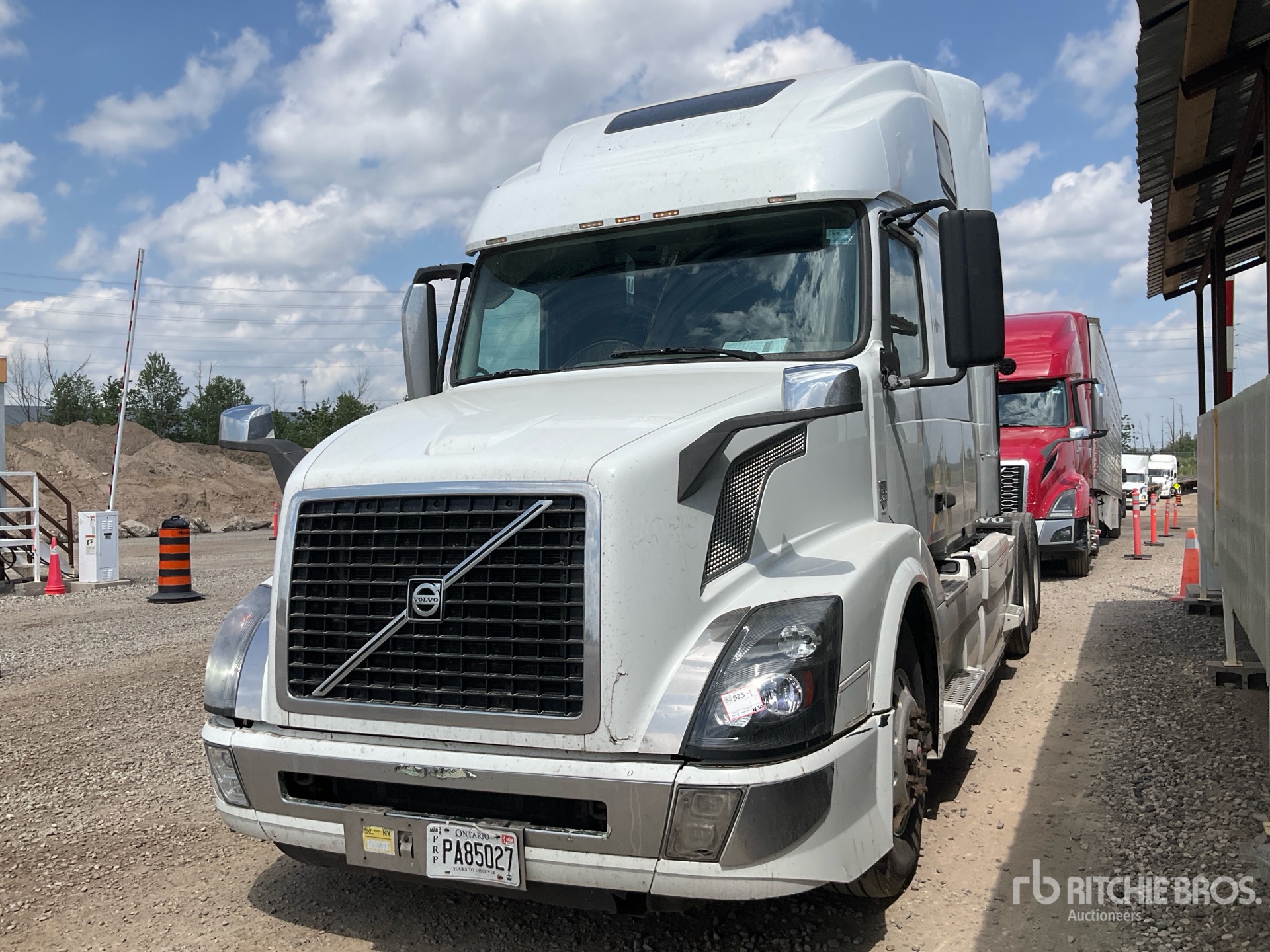 Photo of a 2018 Volvo VNL