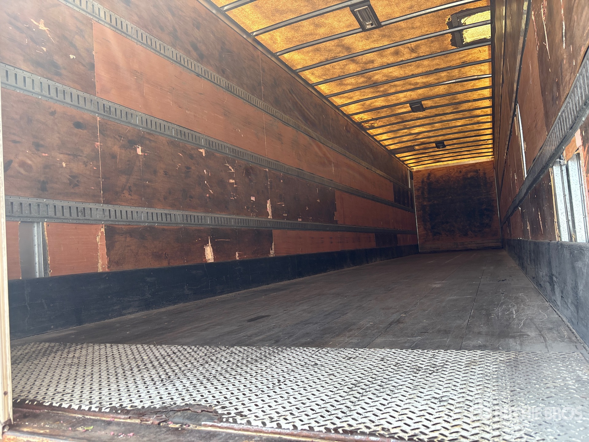 2011 Utility 48 FT T/A