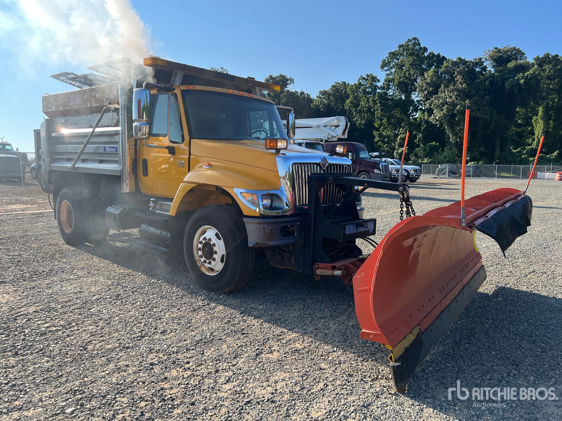 2004 International 7400