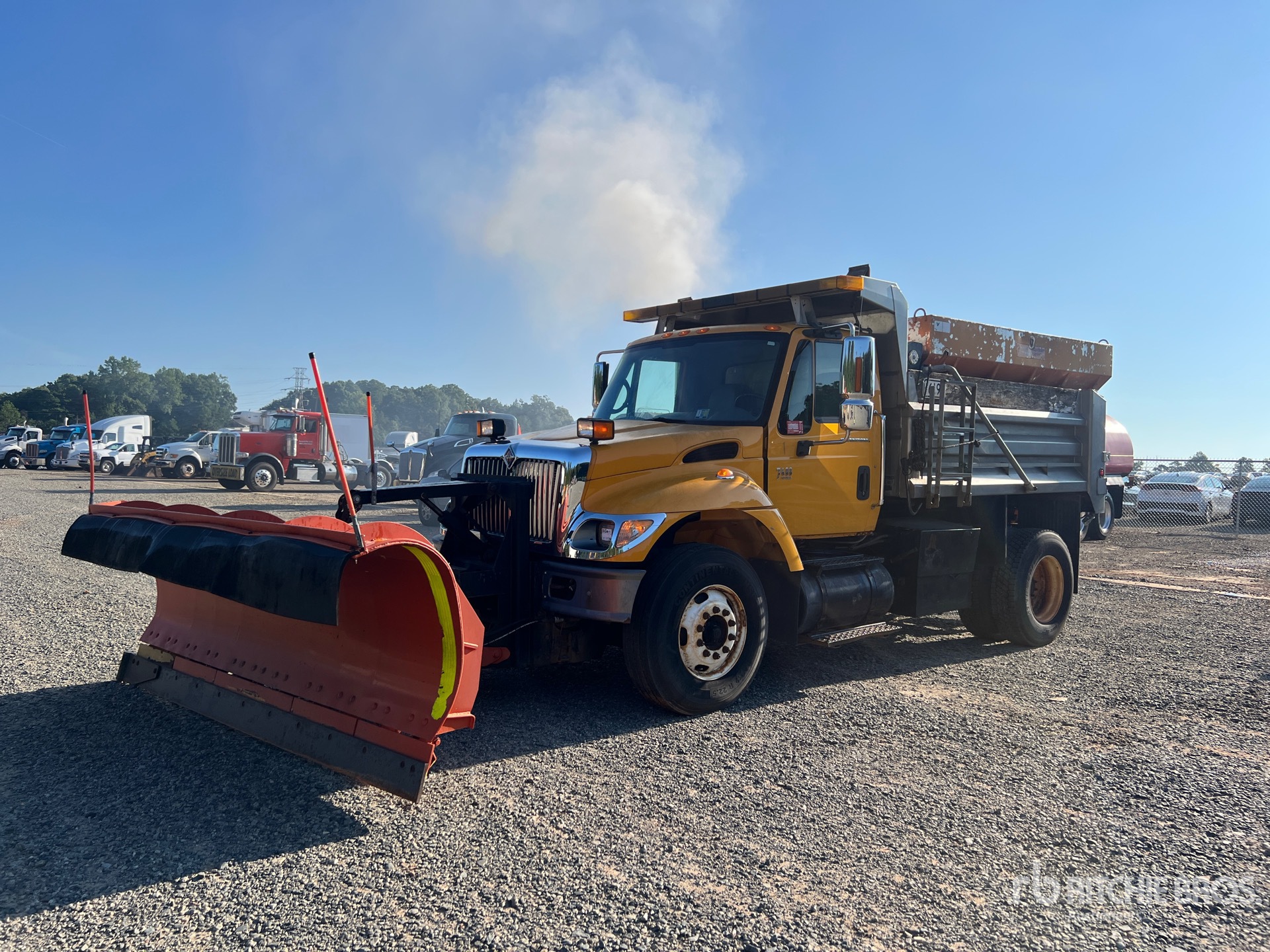 2004 International 7400