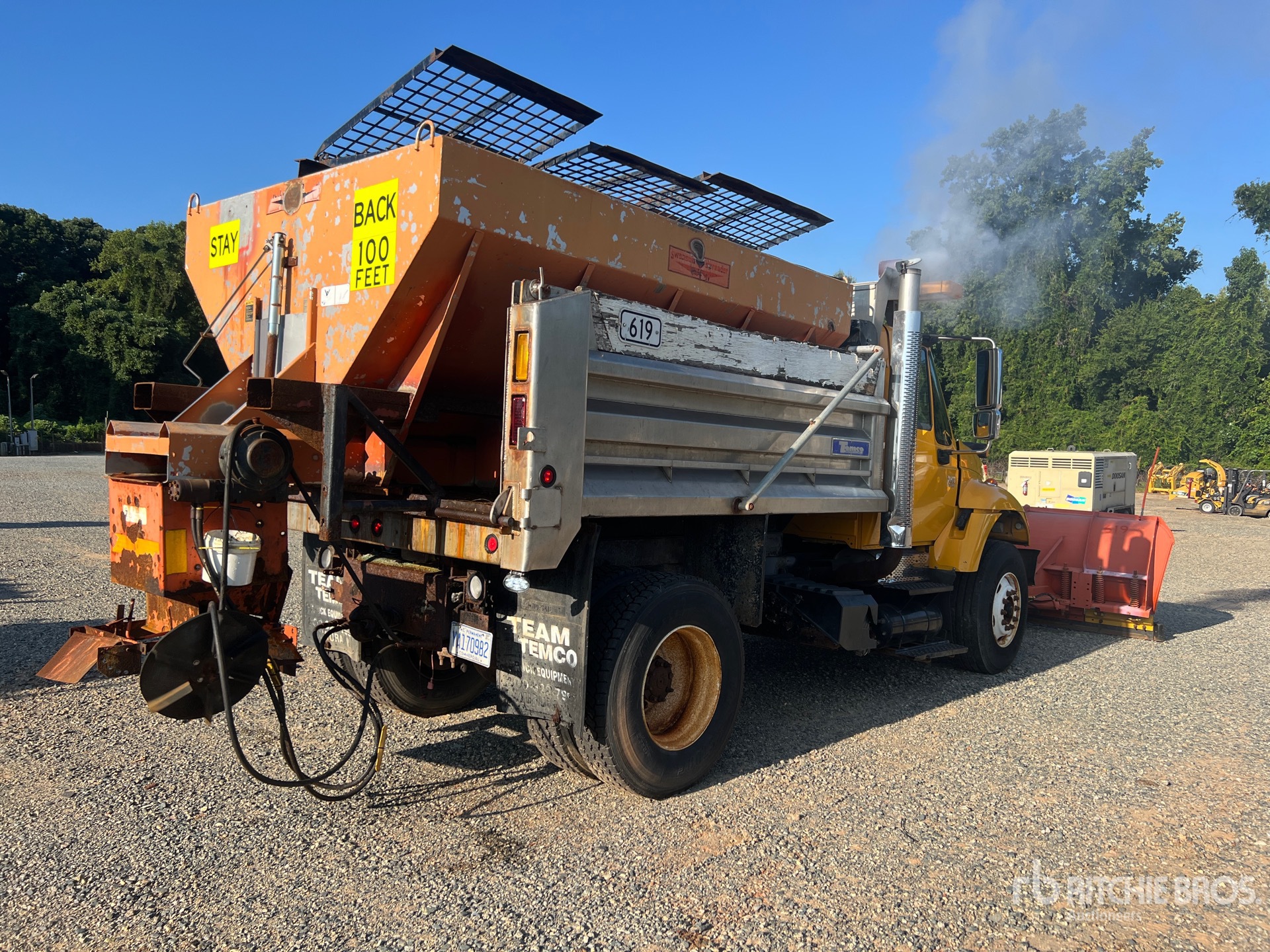 2004 International 7400