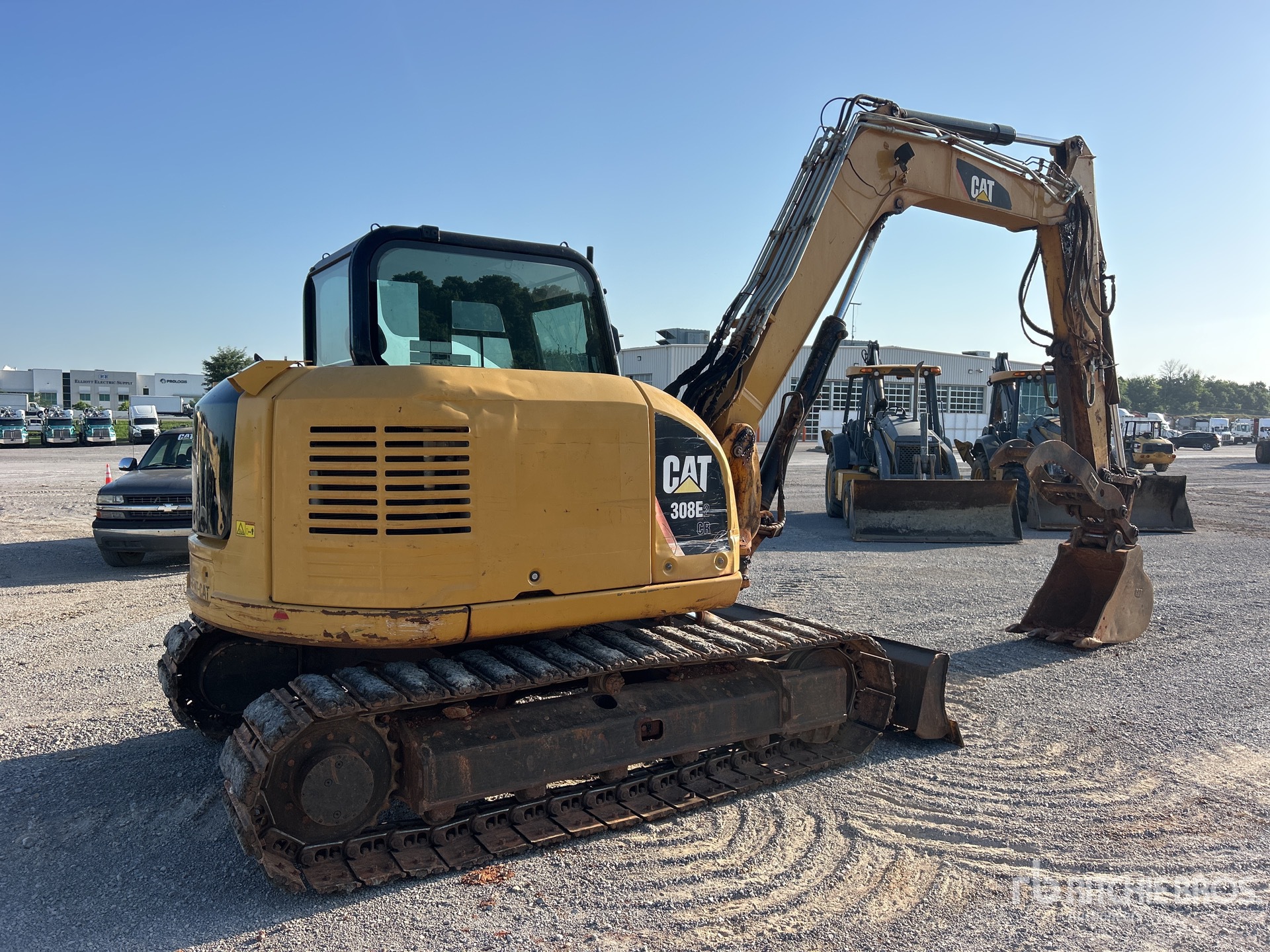 General Appearance with Picture, Right Rear Corner